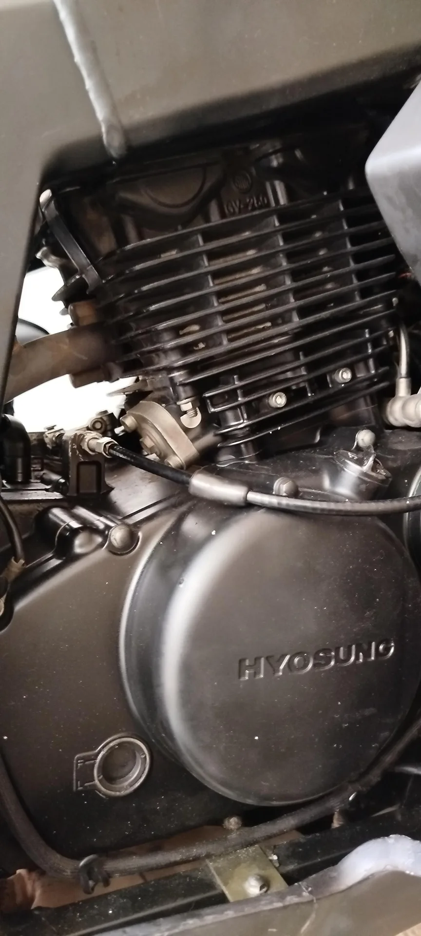 هیوسانگ  اکسیو 250R 3