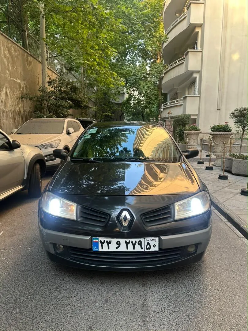 رنو مگان (مونتاژ)