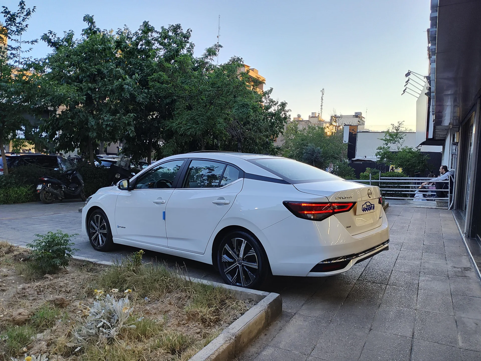 نیسان  سیلفی e-POWER مونتاژ 2