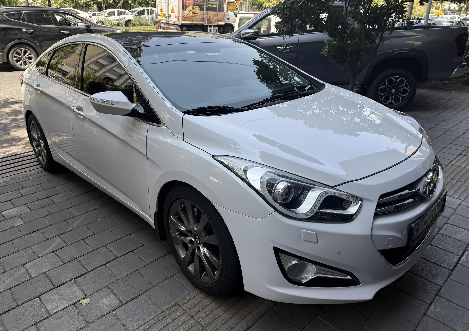 هیوندای i40