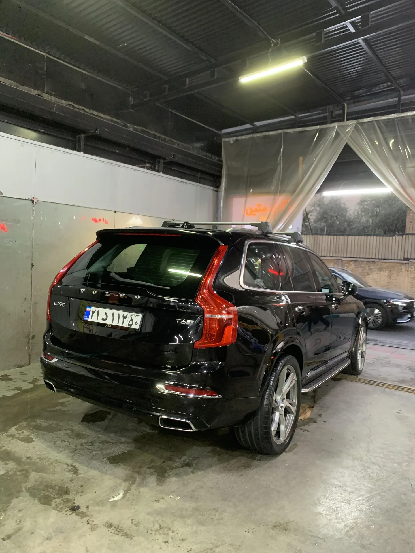 ولوو  XC90 4