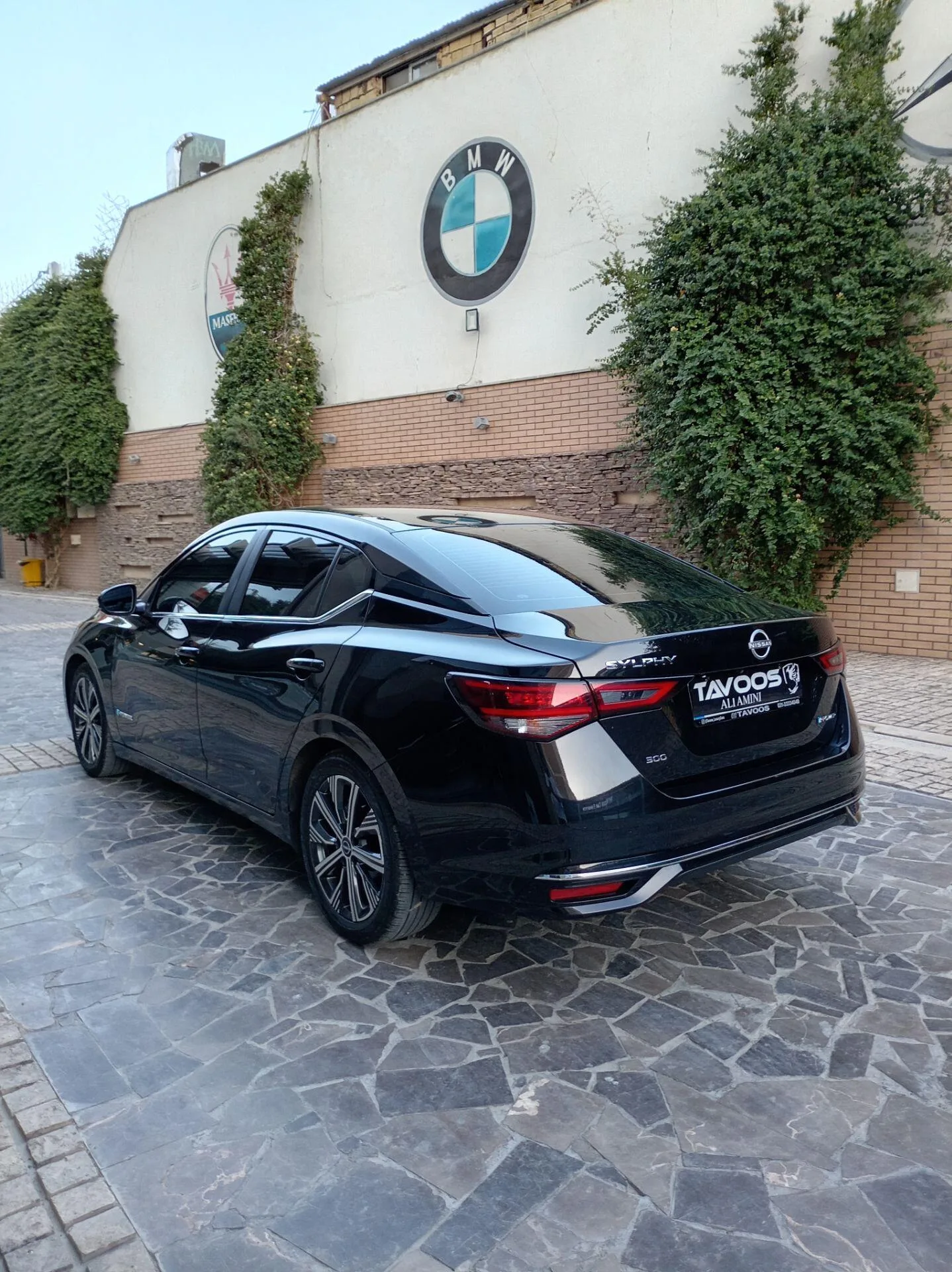 نیسان  سیلفی e-POWER 3
