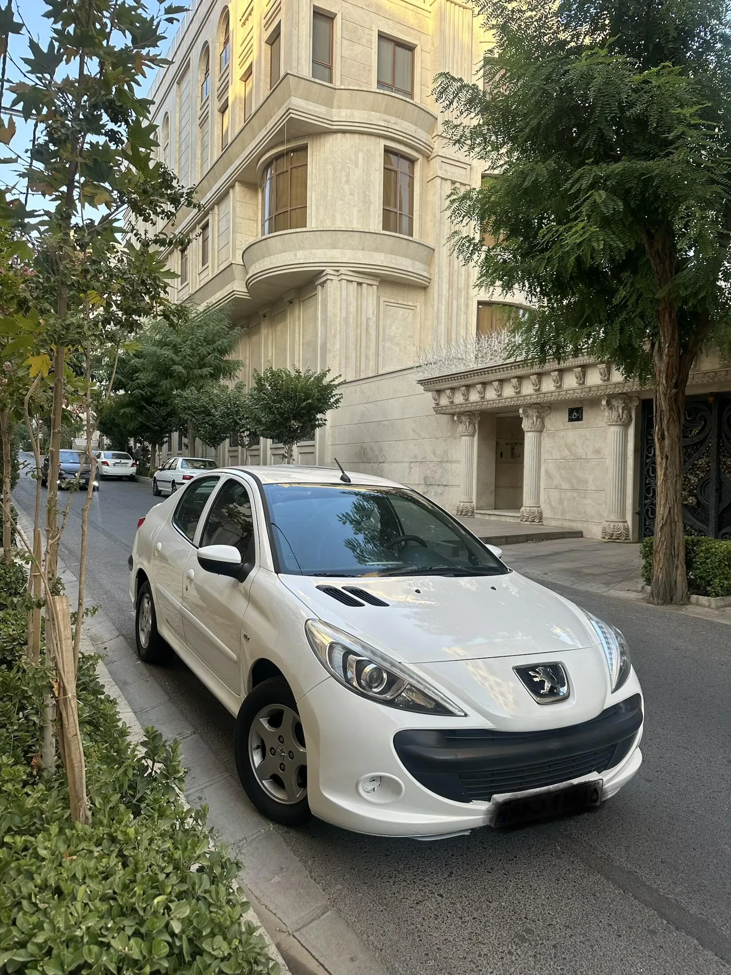 پژو 207 صندوقدار