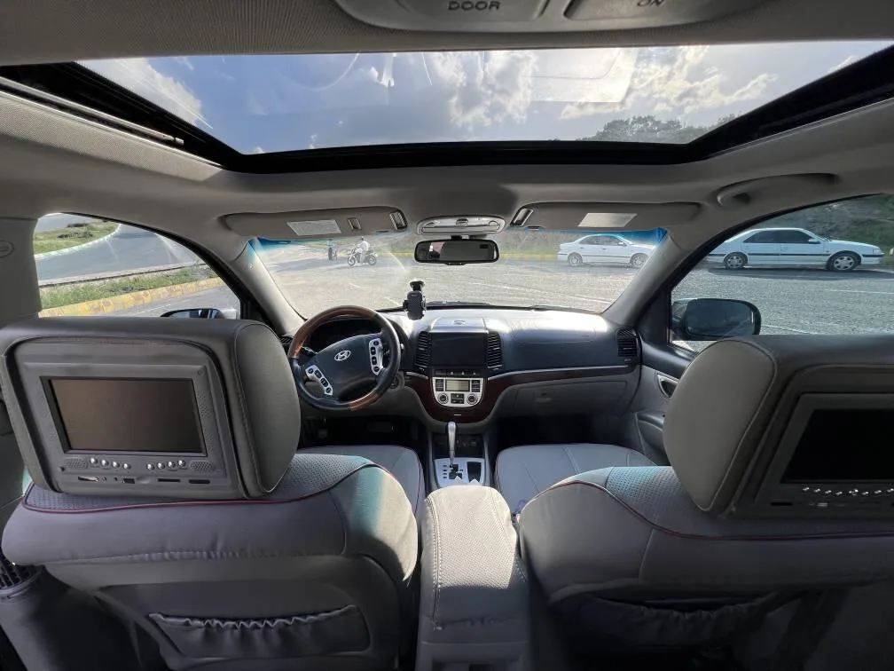 هیوندای  سانتافه 2