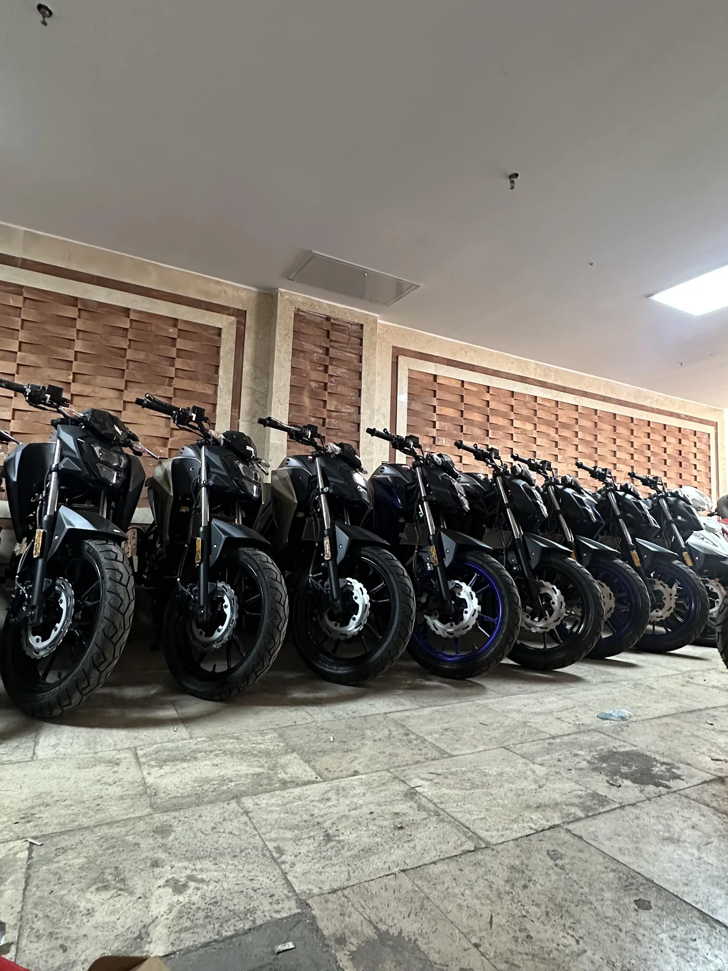 اس وای ام  گلکسی NA 180 4