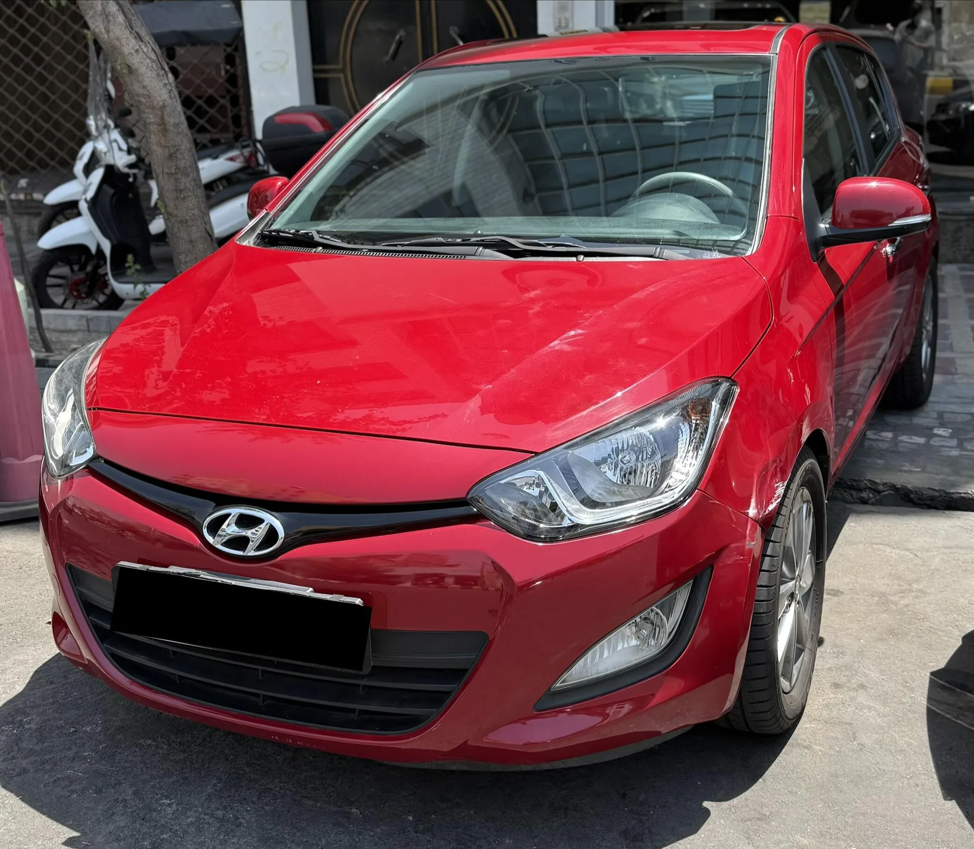 هیوندای i20