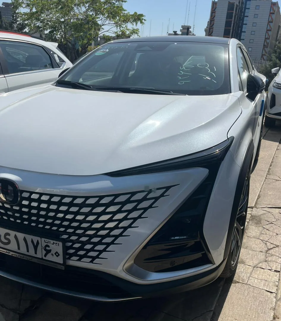 چانگان  UNI-T 4