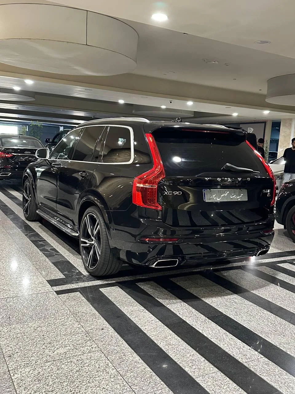 ولوو  XC90 4