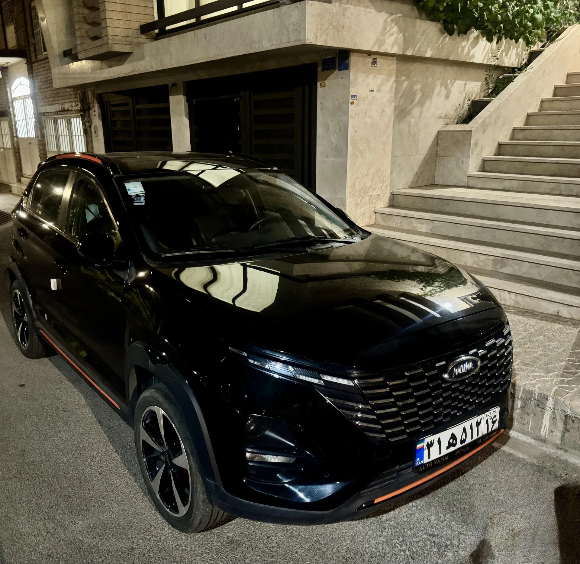 ام وی ام X33 کراس