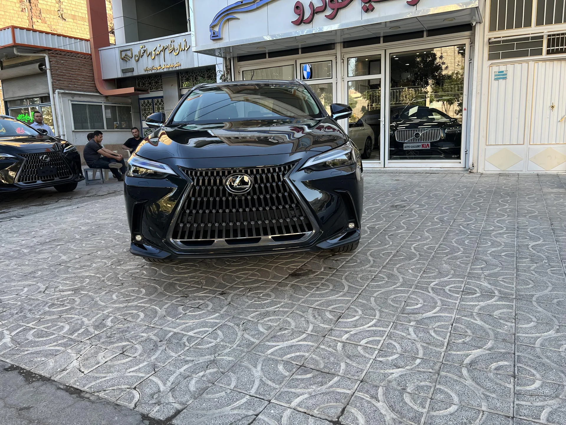 لکسوس  NX 2