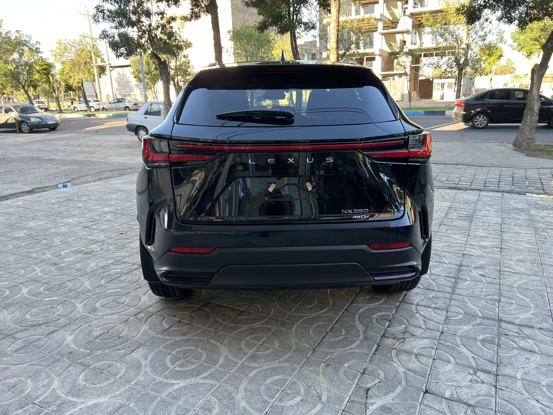 لکسوس  NX 5