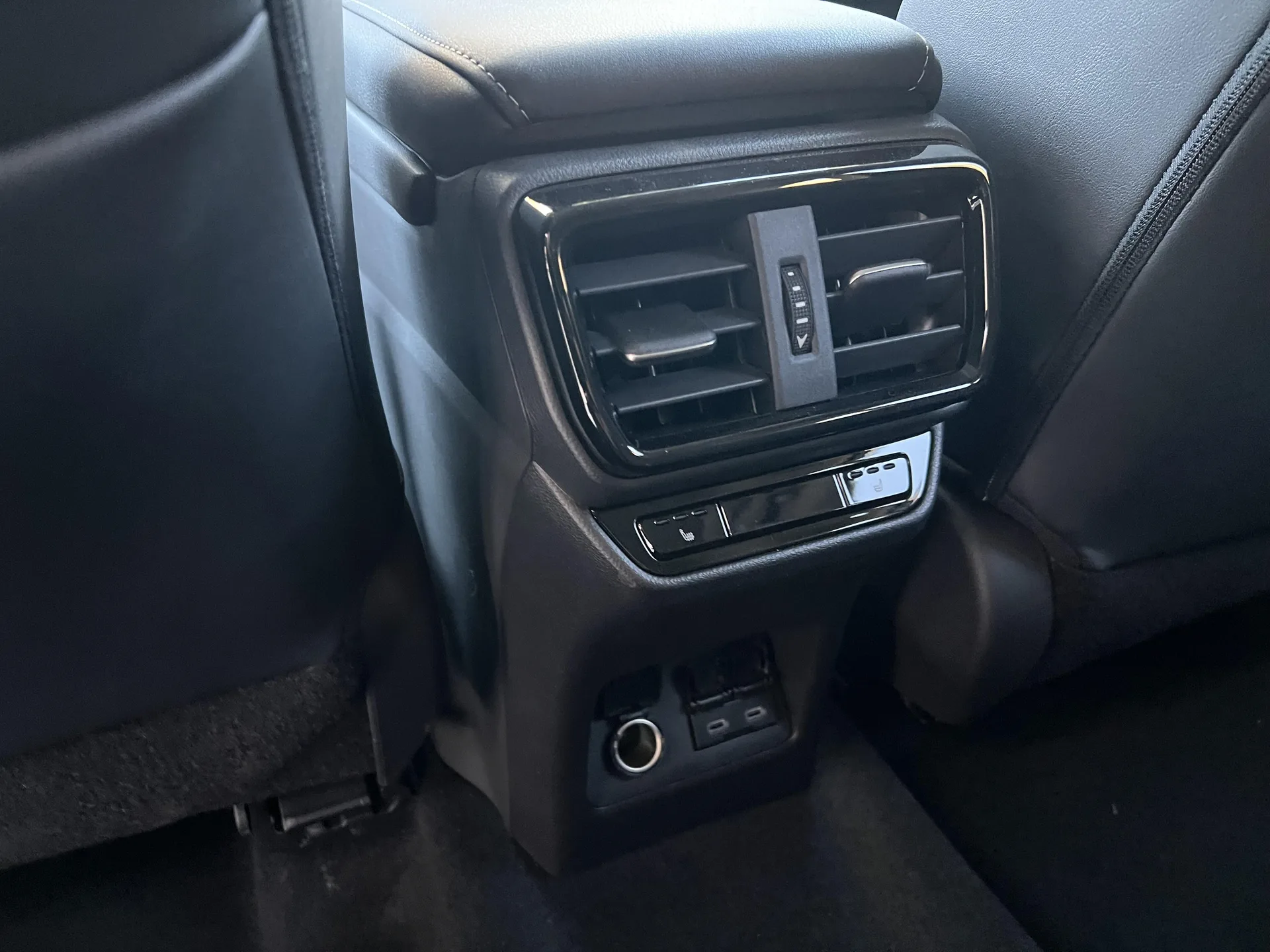لکسوس  NX 9