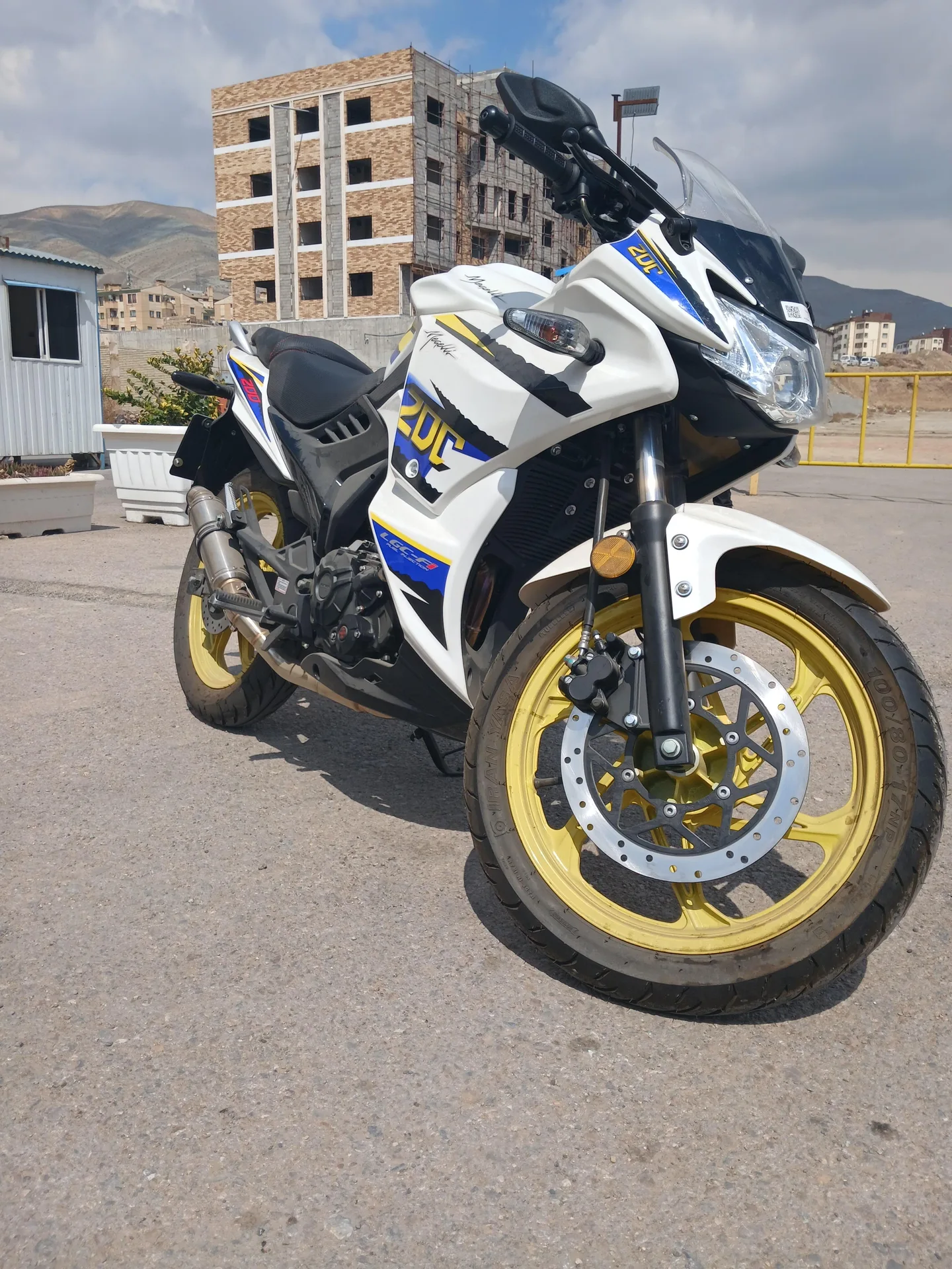 کویر موتور مگلی 200