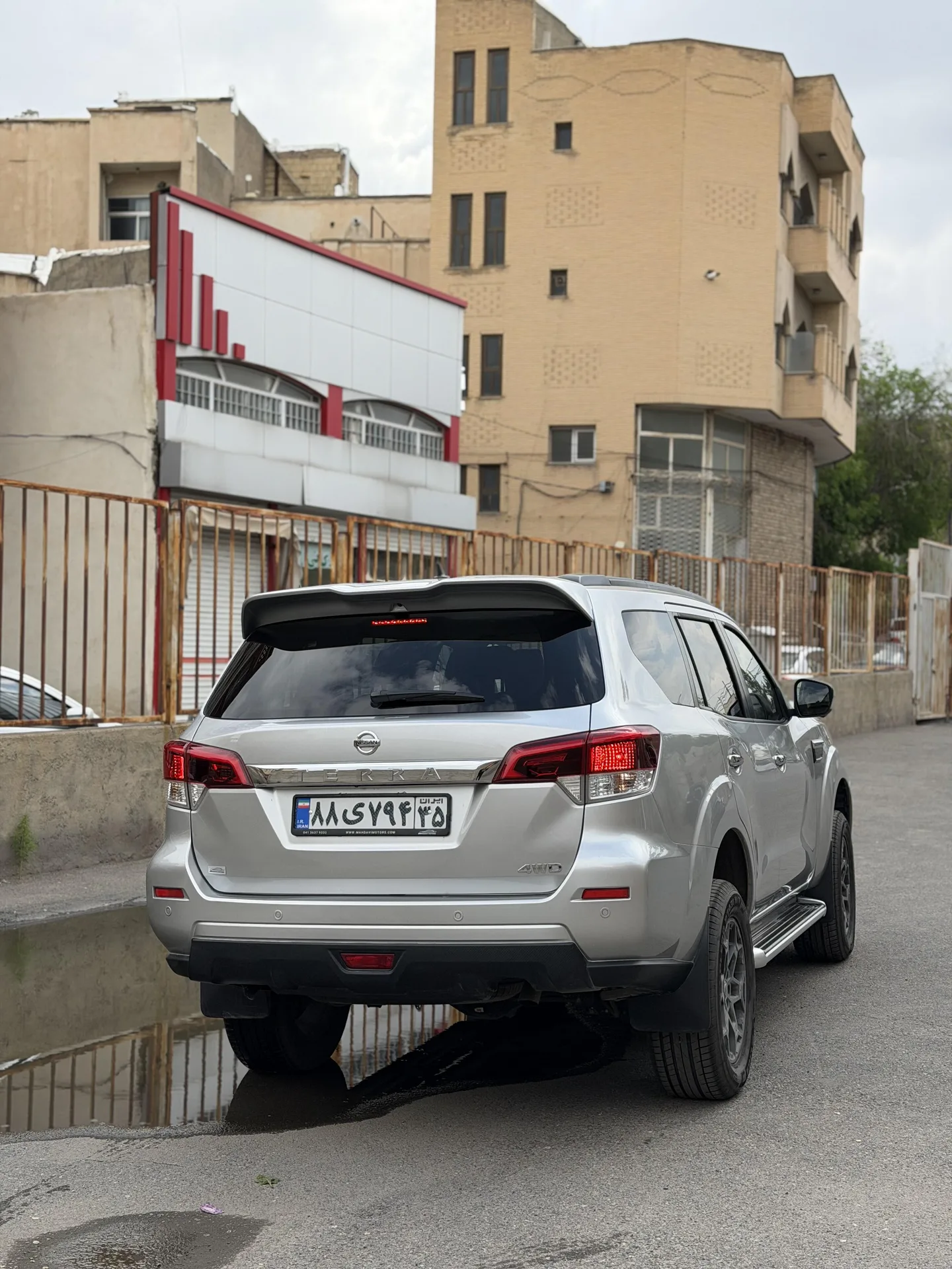 نیسان  ترا 3