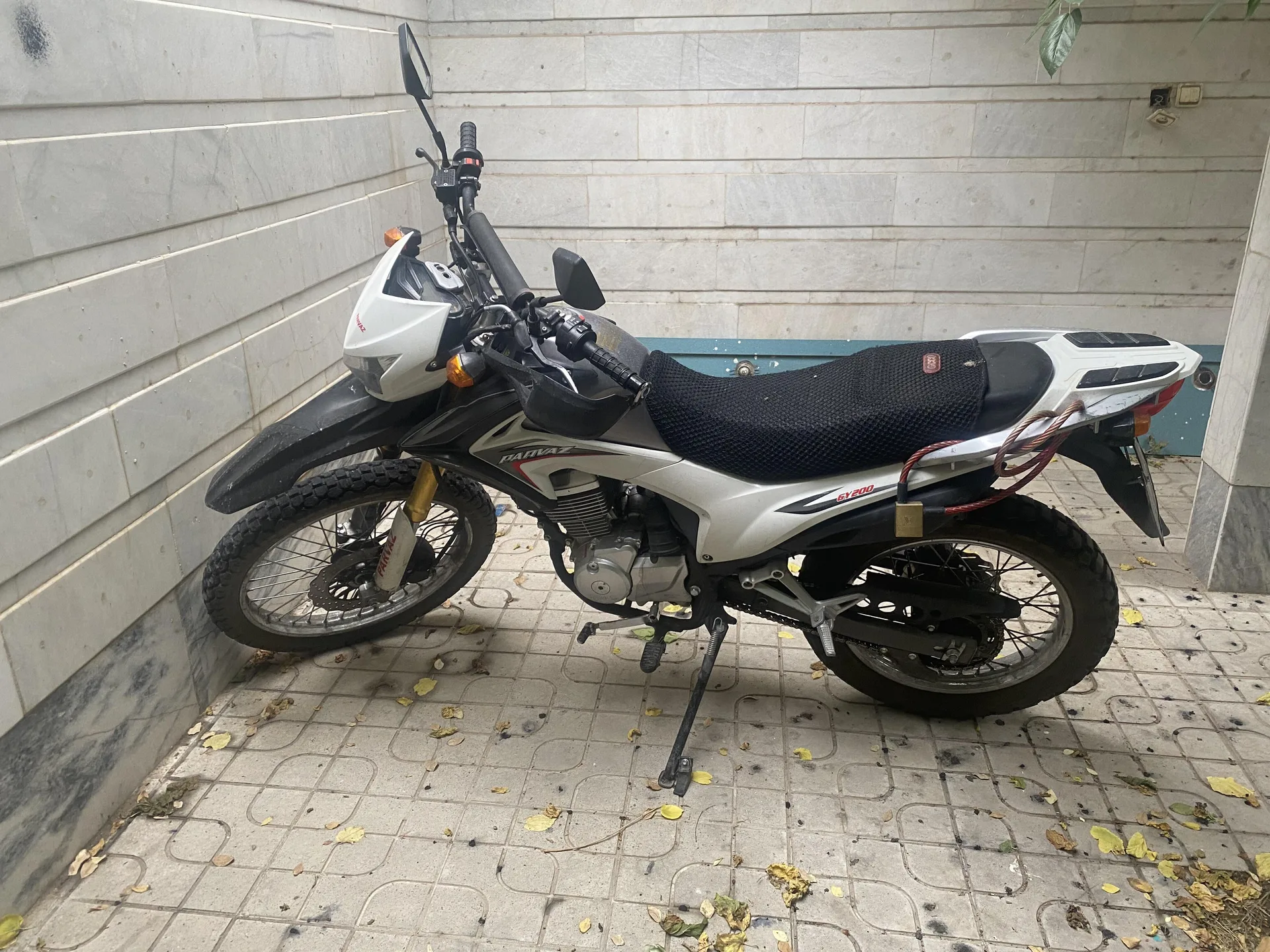 نیرو موتور شیراز پرواز 200 تریل