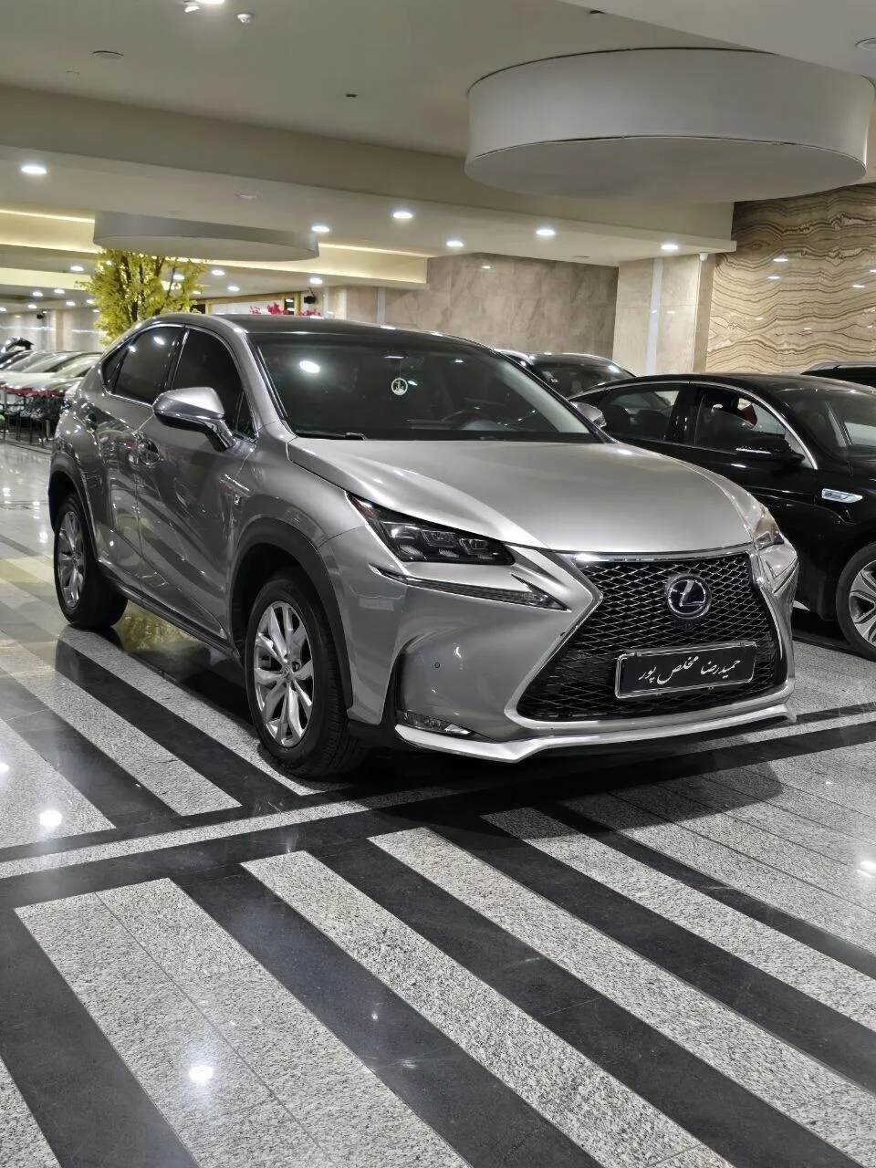 لکسوس  NX 2