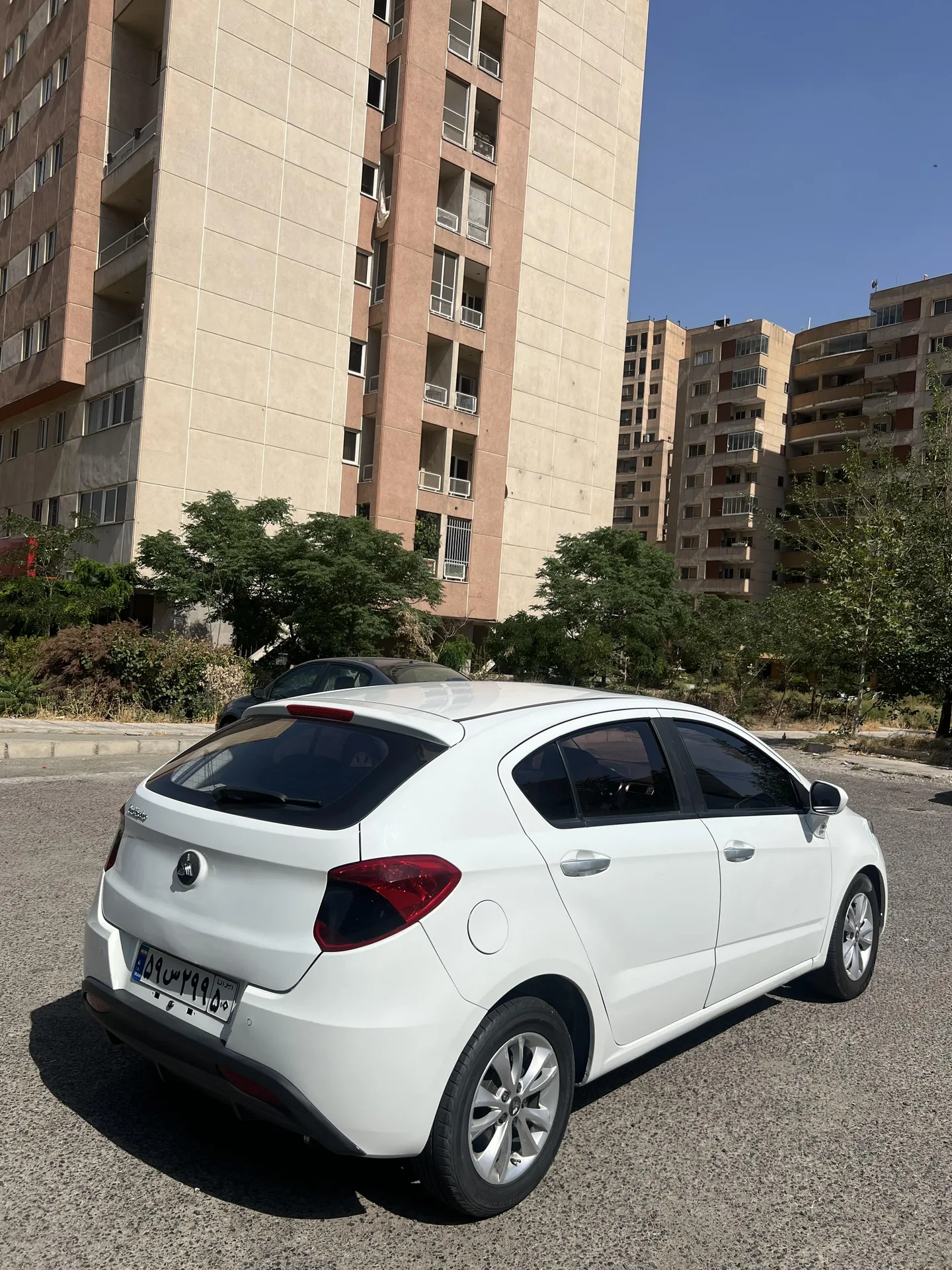 برلیانس  H220 2