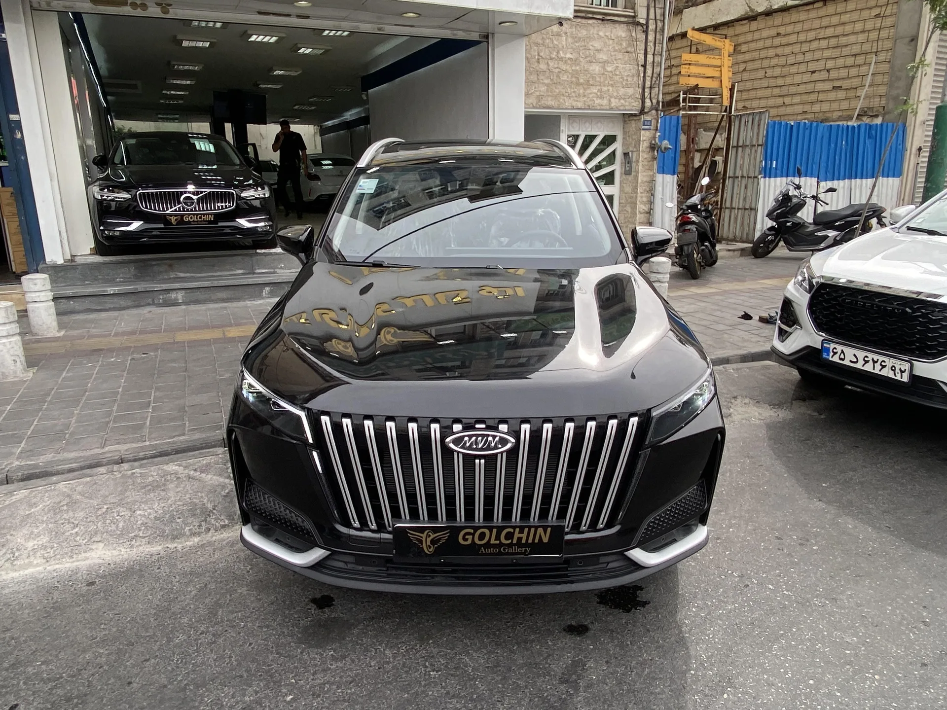 ام وی ام  X77 3