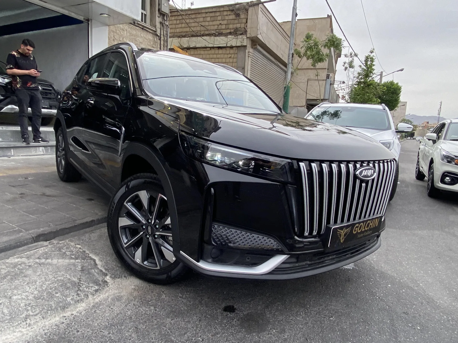 ام وی ام  X77 9