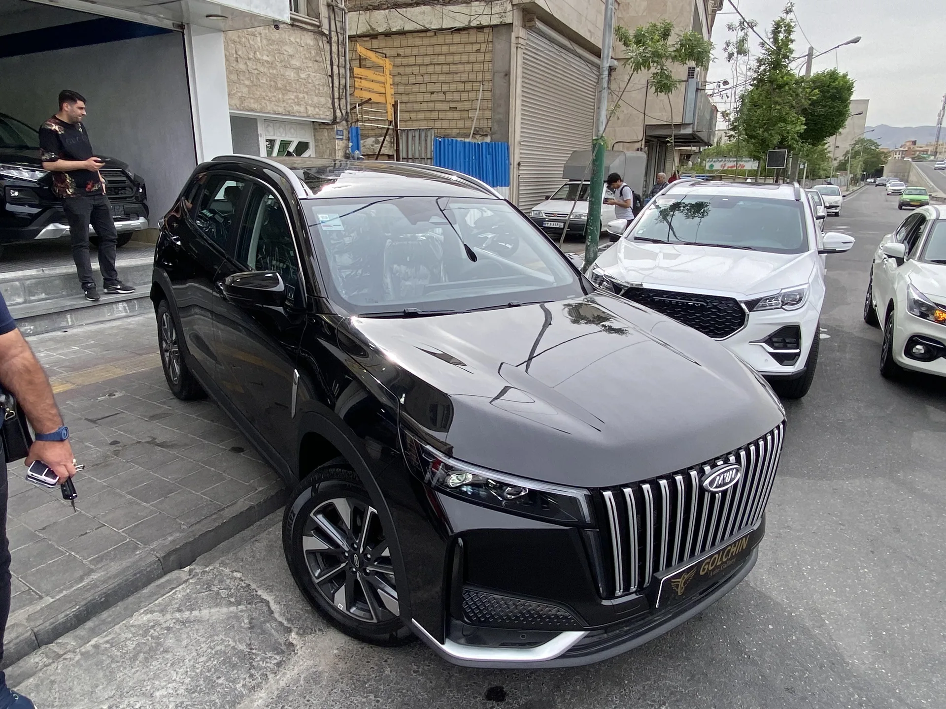 ام وی ام  X77 11