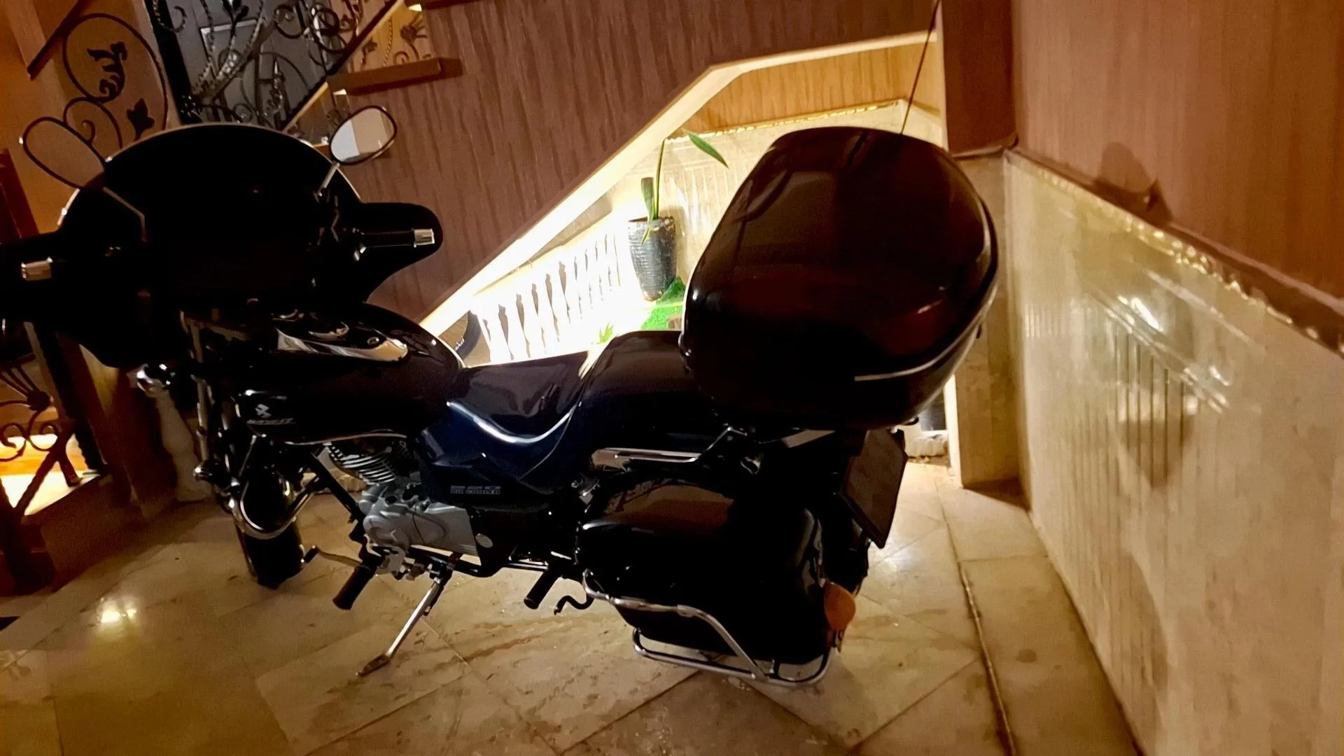 باجاج  اونجر 220 2
