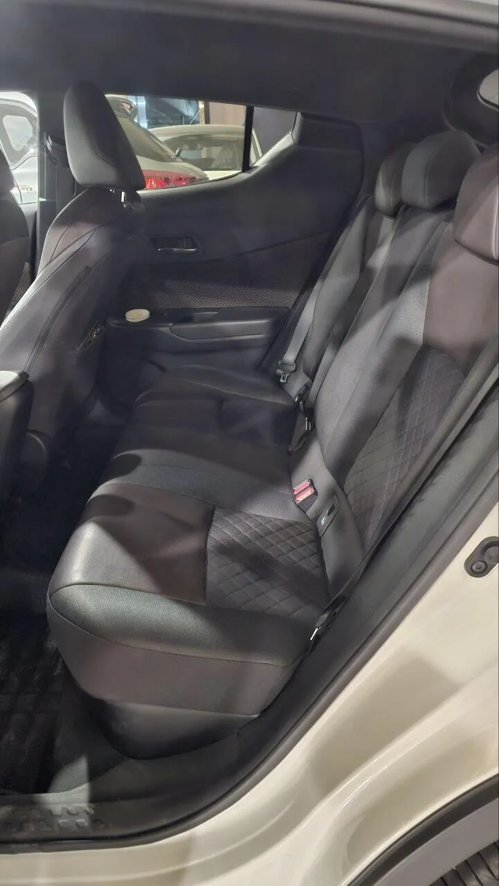 تویوتا  C-HR هیبرید 4