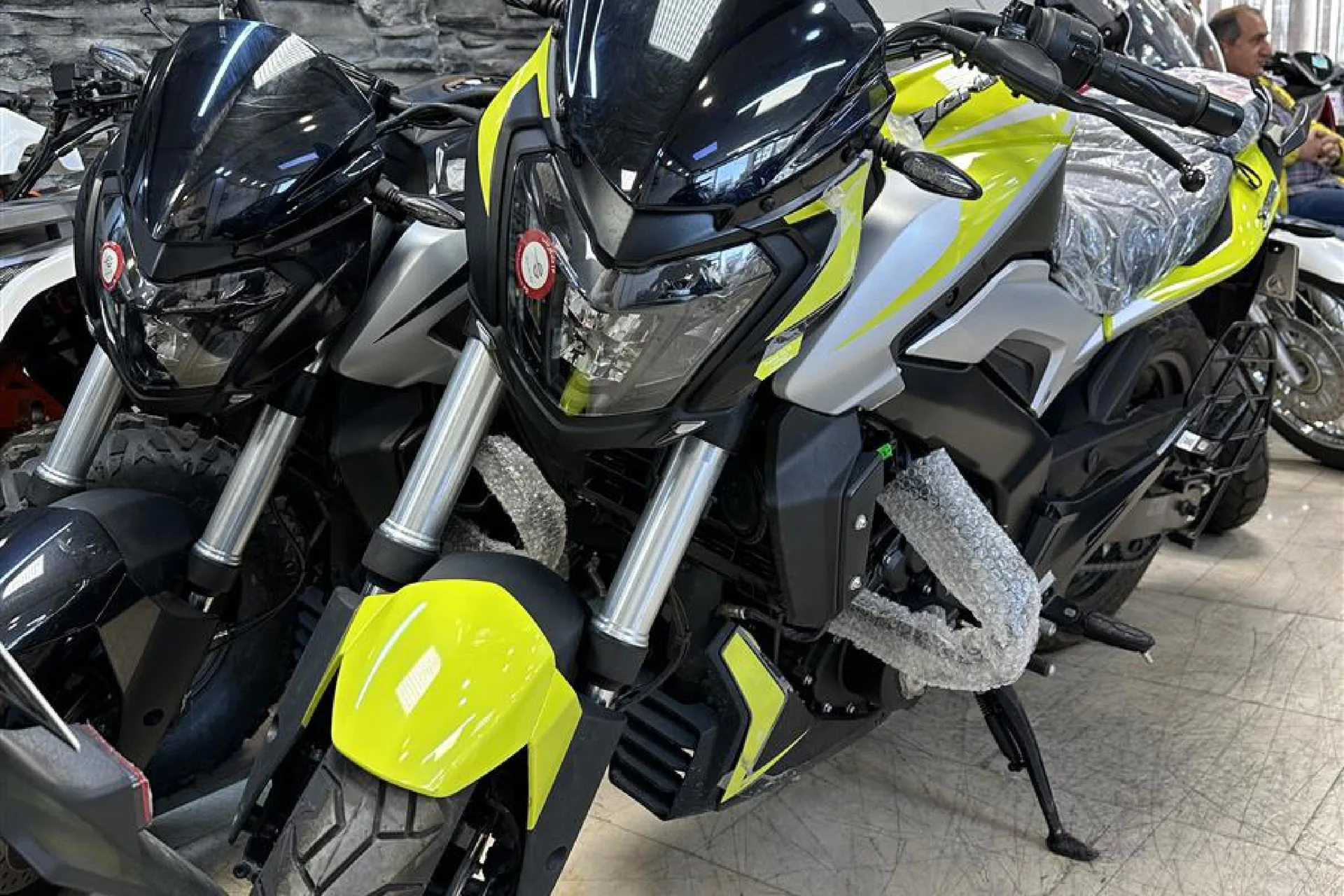 باجاج  دومینار 250 2