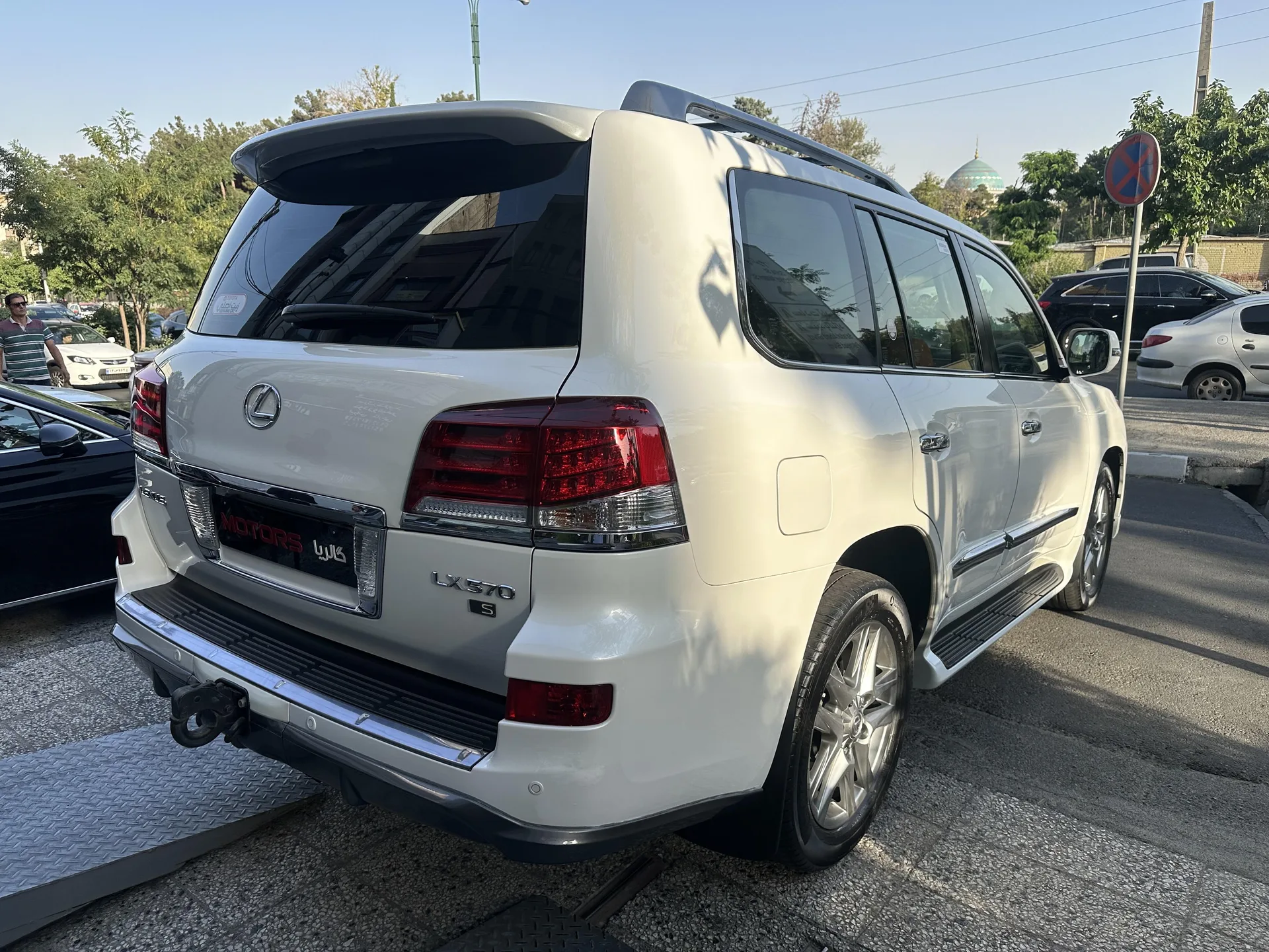 لکسوس  LX 2