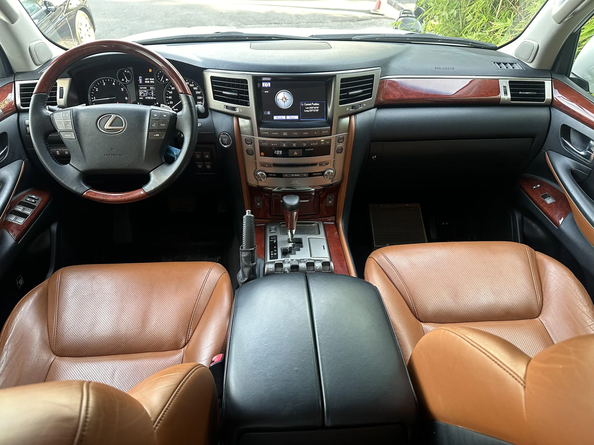 لکسوس  LX 4