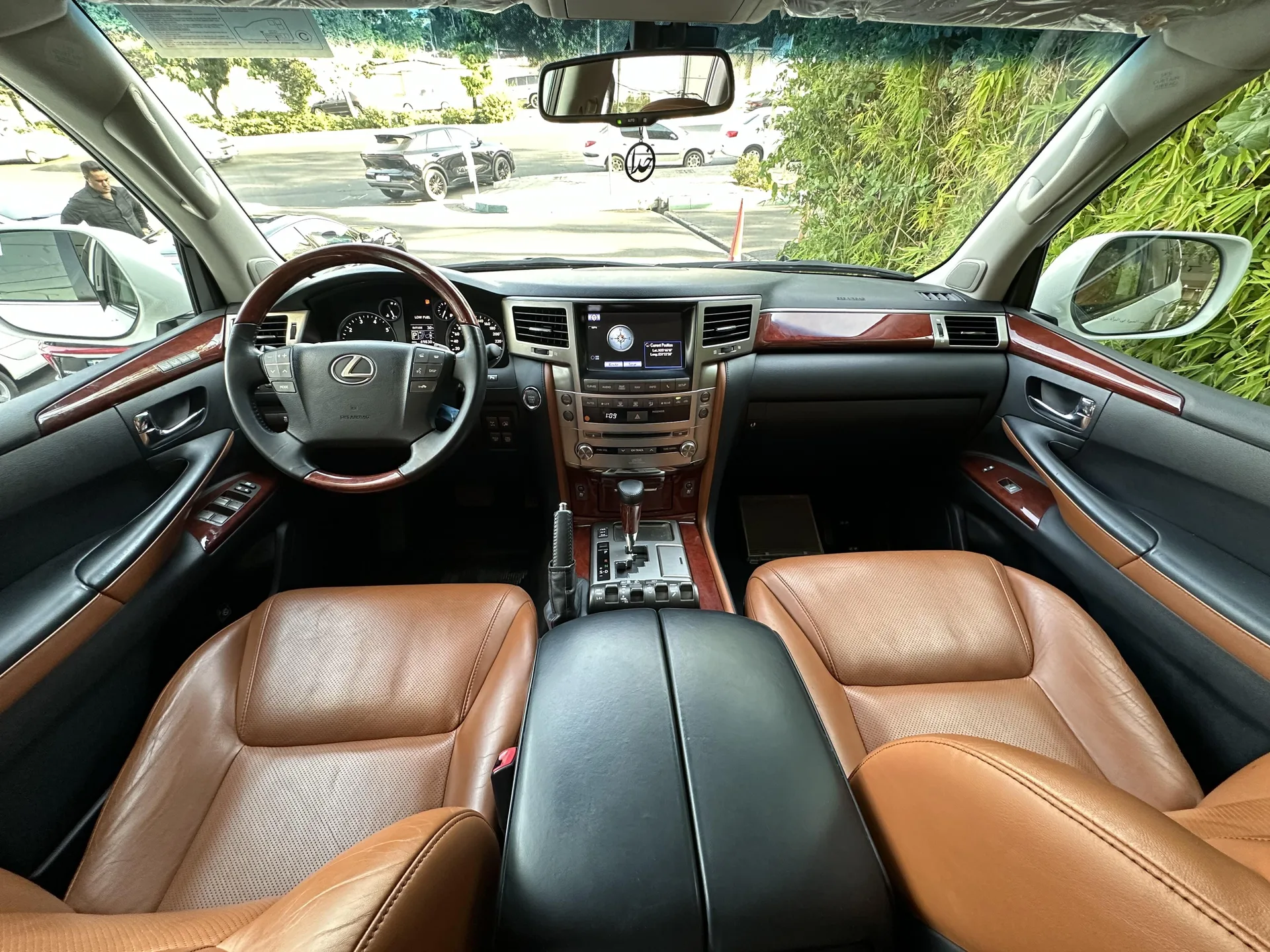 لکسوس  LX 6