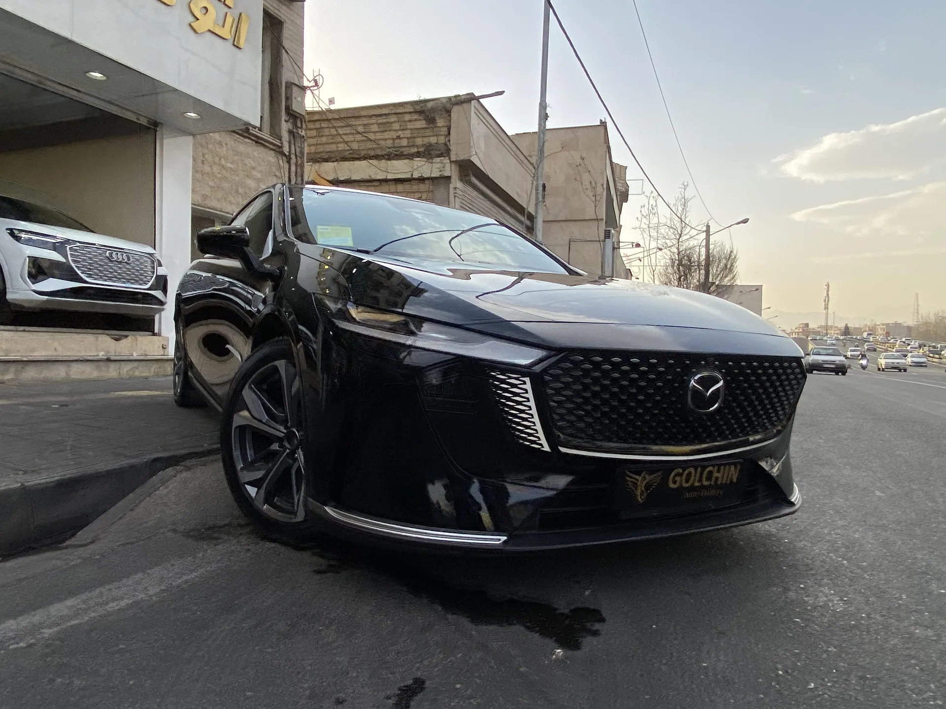 مزدا  EZ6 10