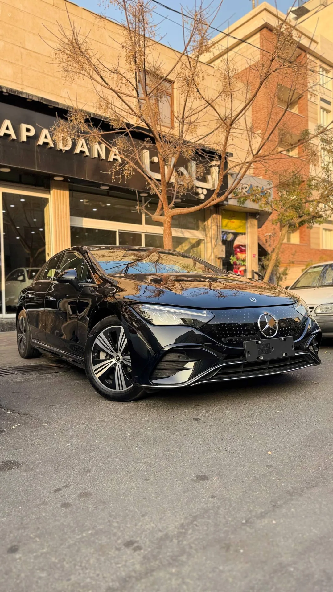 بنز  EQE Sedan 8