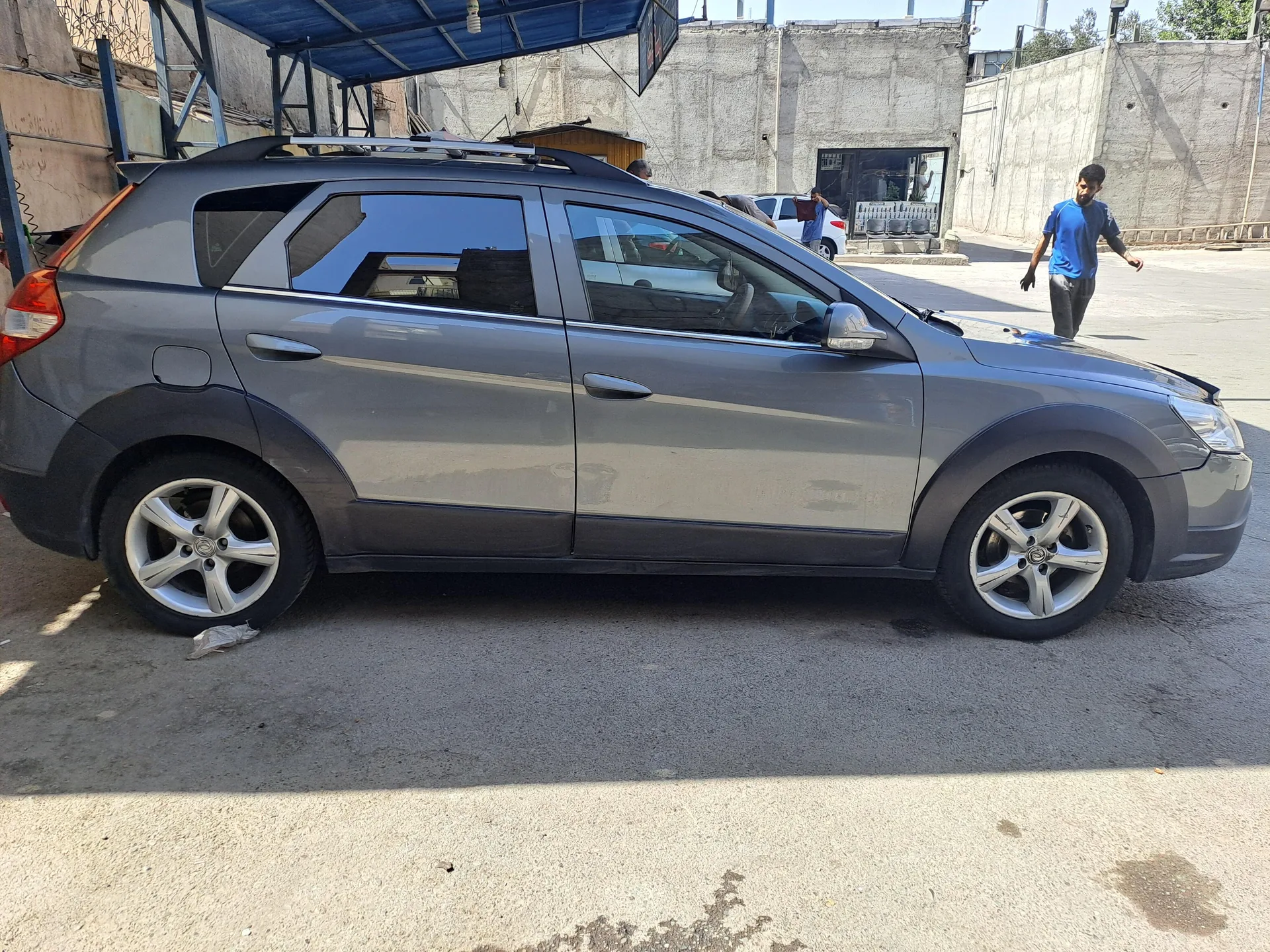 دانگ فنگ  H30 کراس 2