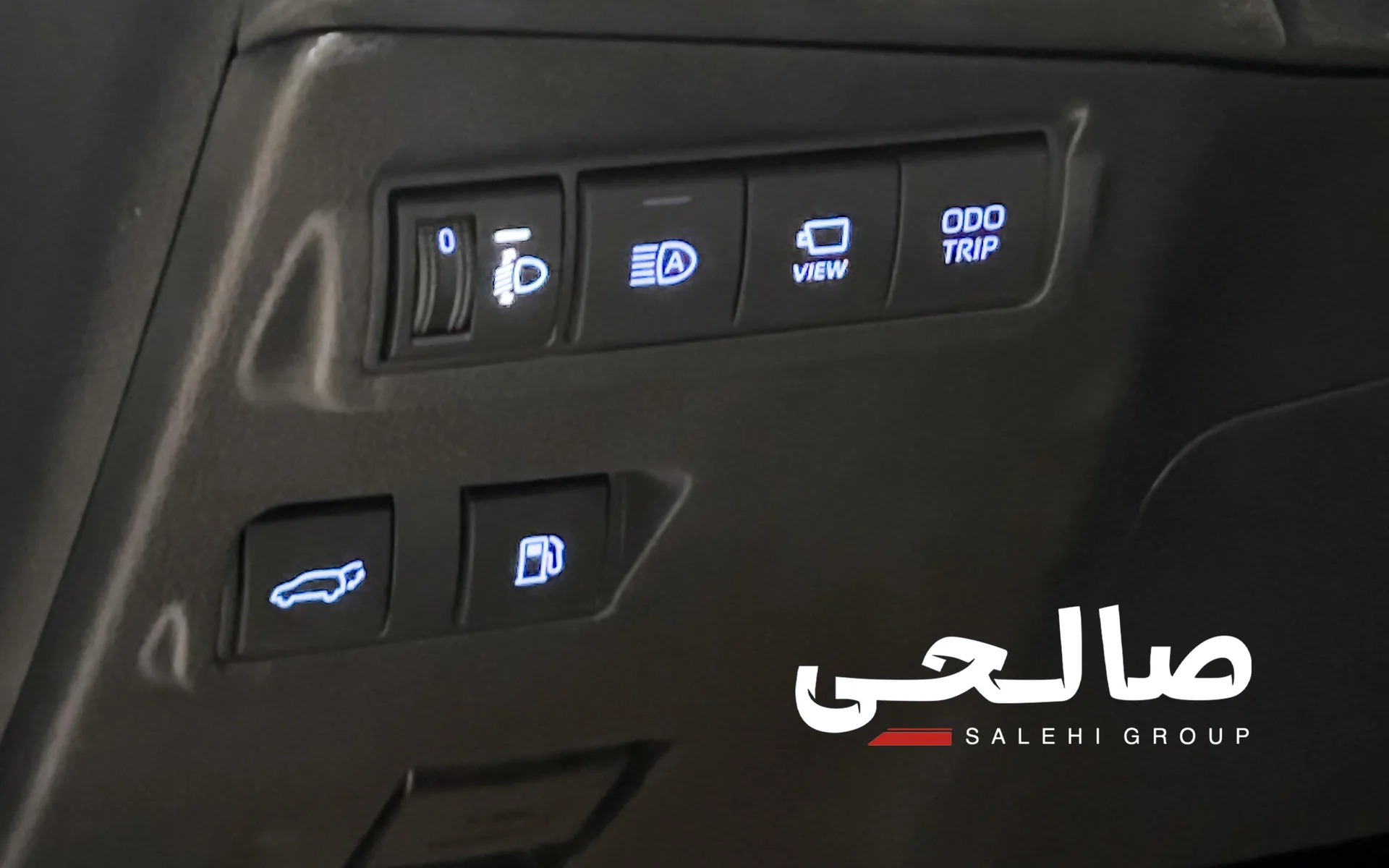 تویوتا  فرانت لندر هیبرید 6