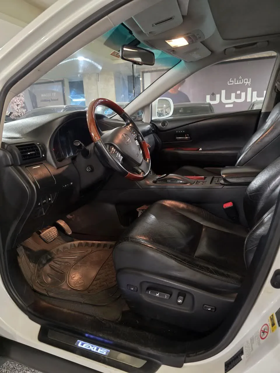 لکسوس  RX 3