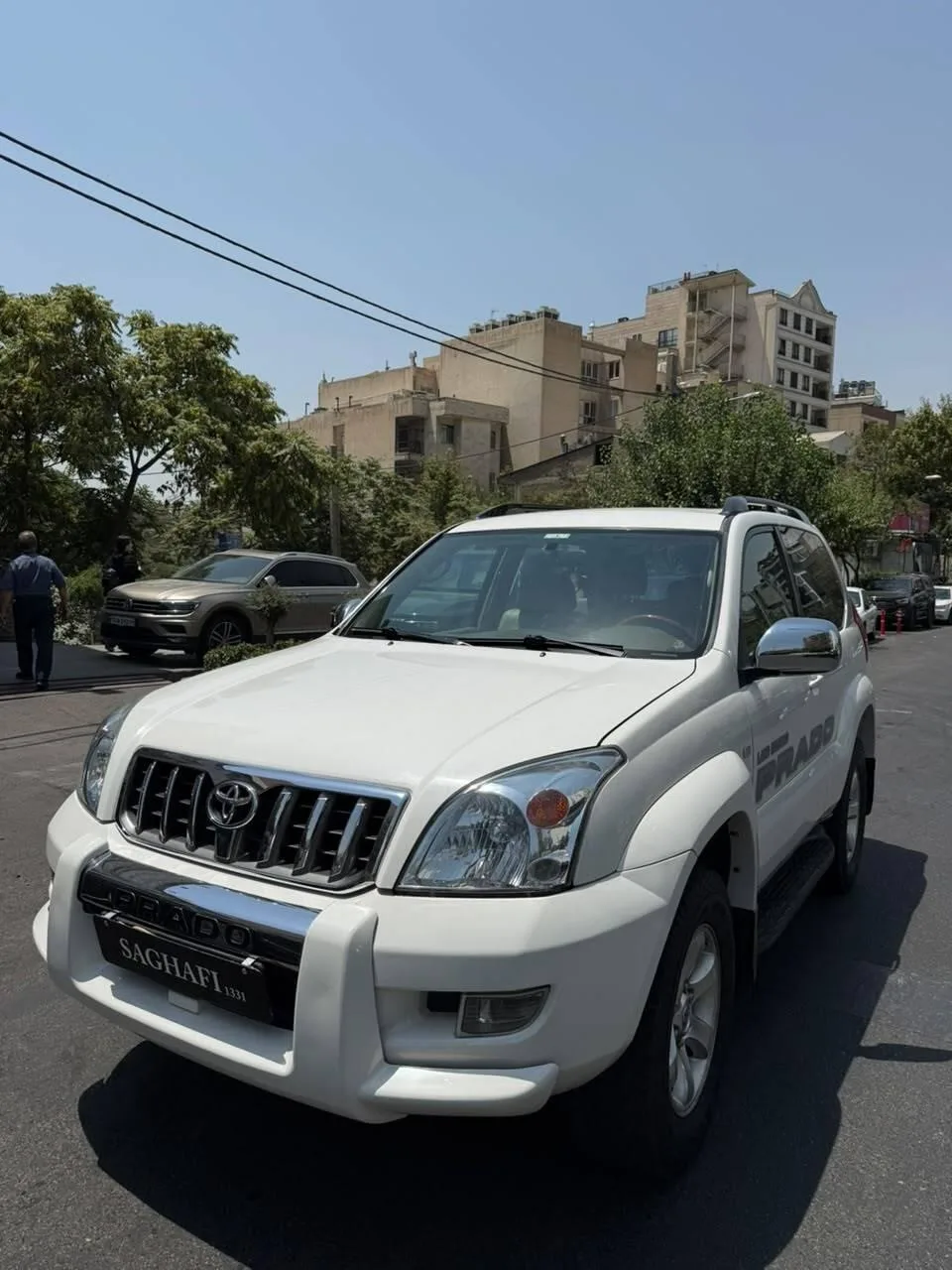 تویوتا پرادو دو در