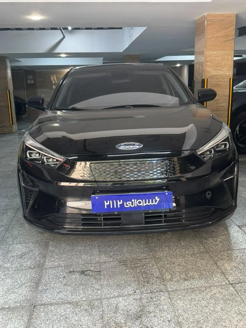 کی ام سی eJ7