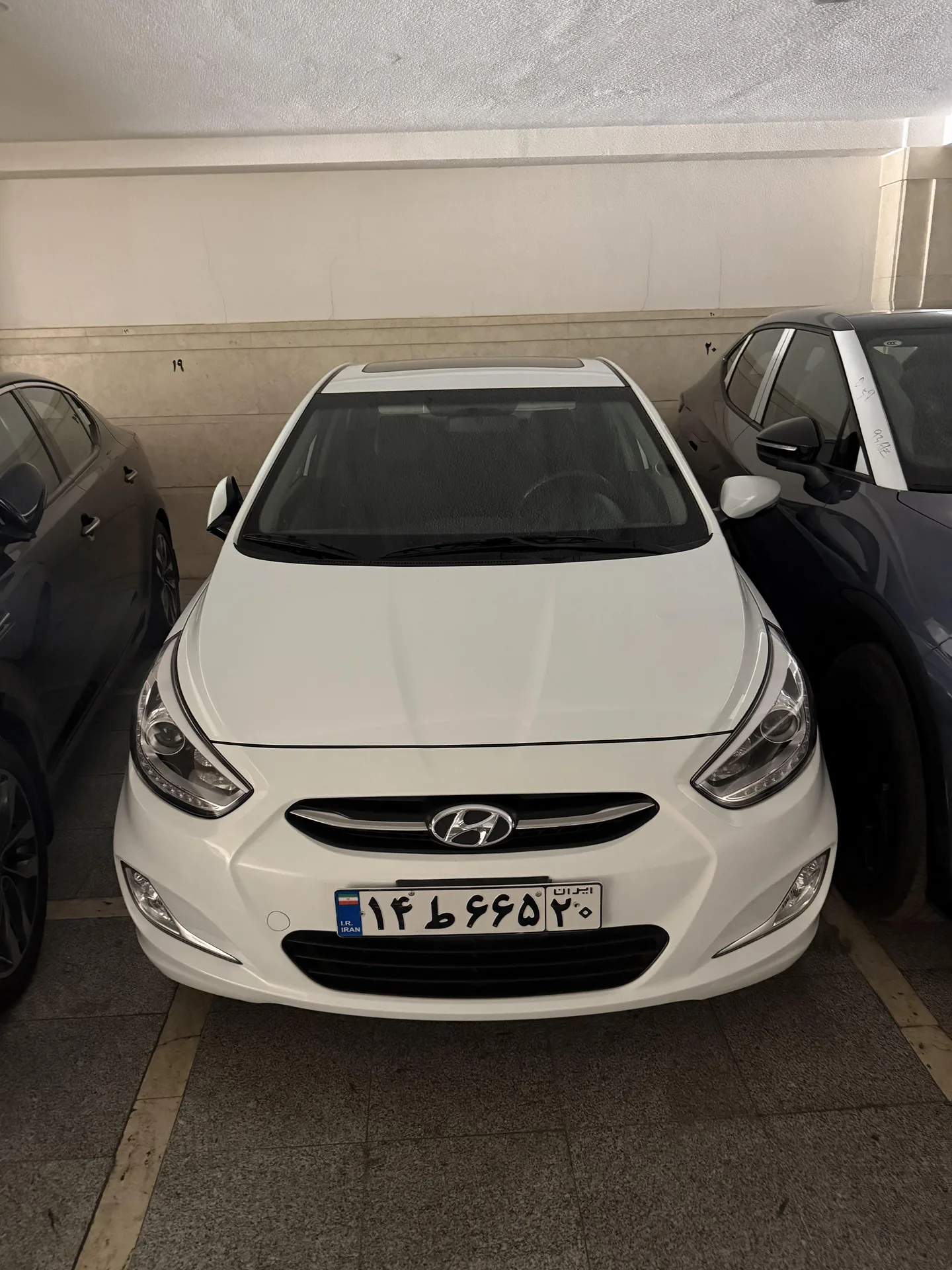 هیوندای  اکسنت 8