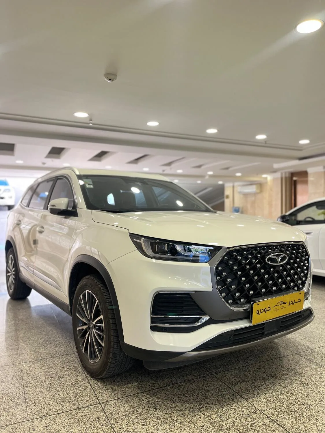 فونیکس  تیگو 8 پرو هیبرید (F8 PRO PHEV) 3