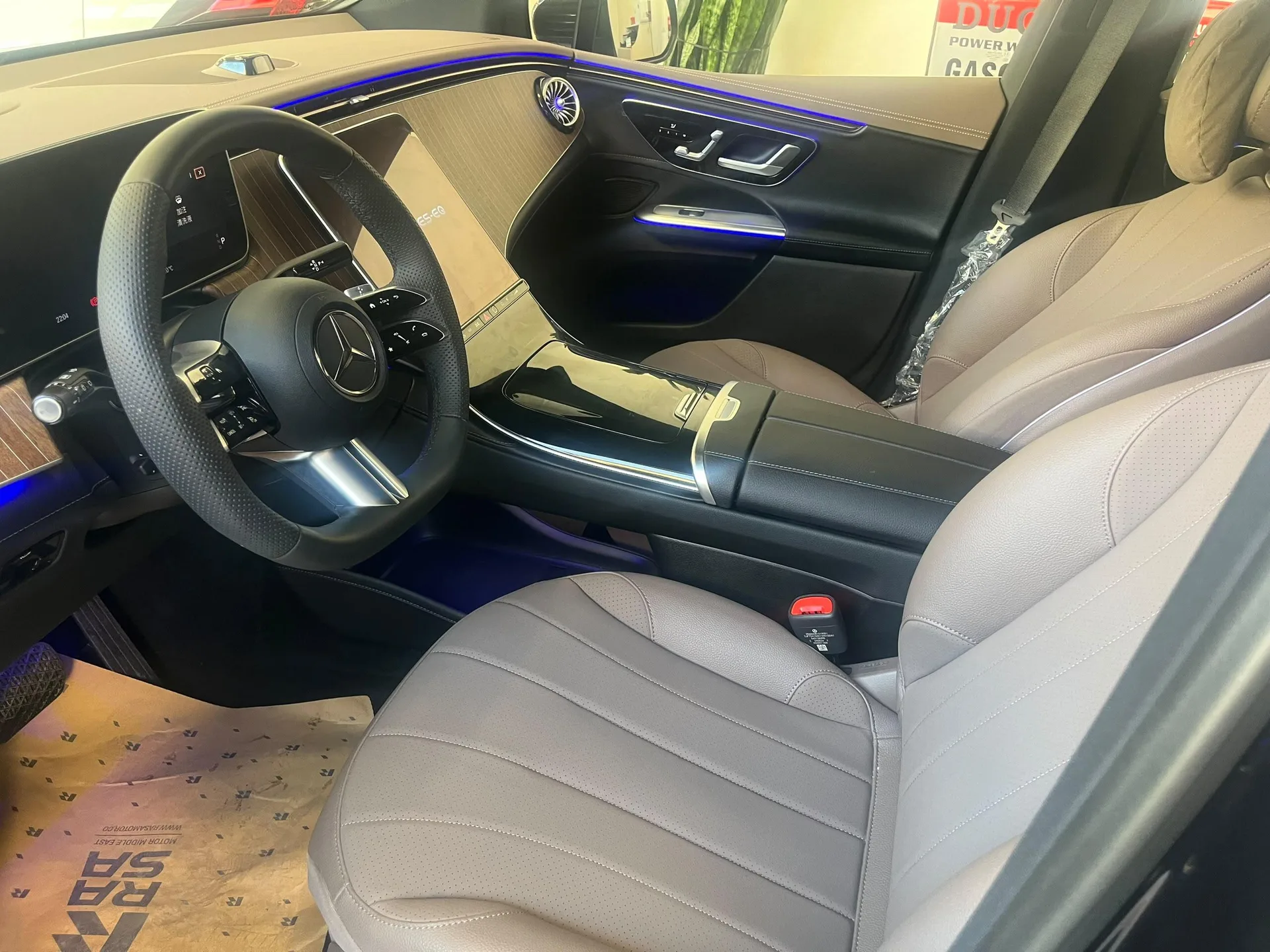 بنز  EQE SUV 2