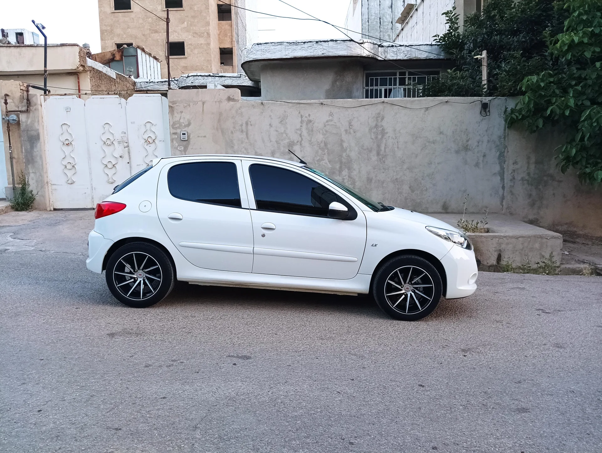 پژو 207