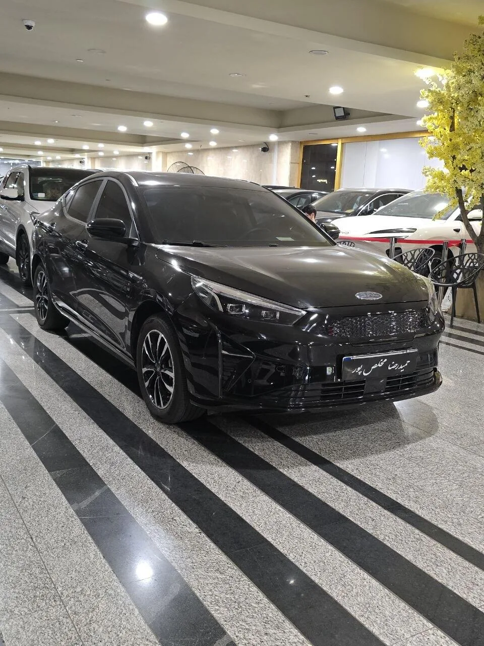 کی ام سی eJ7