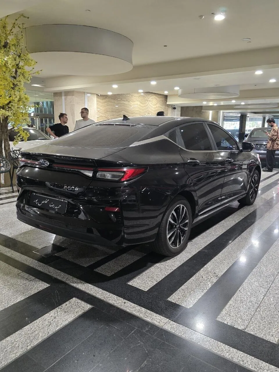 کی ام سی  eJ7 3