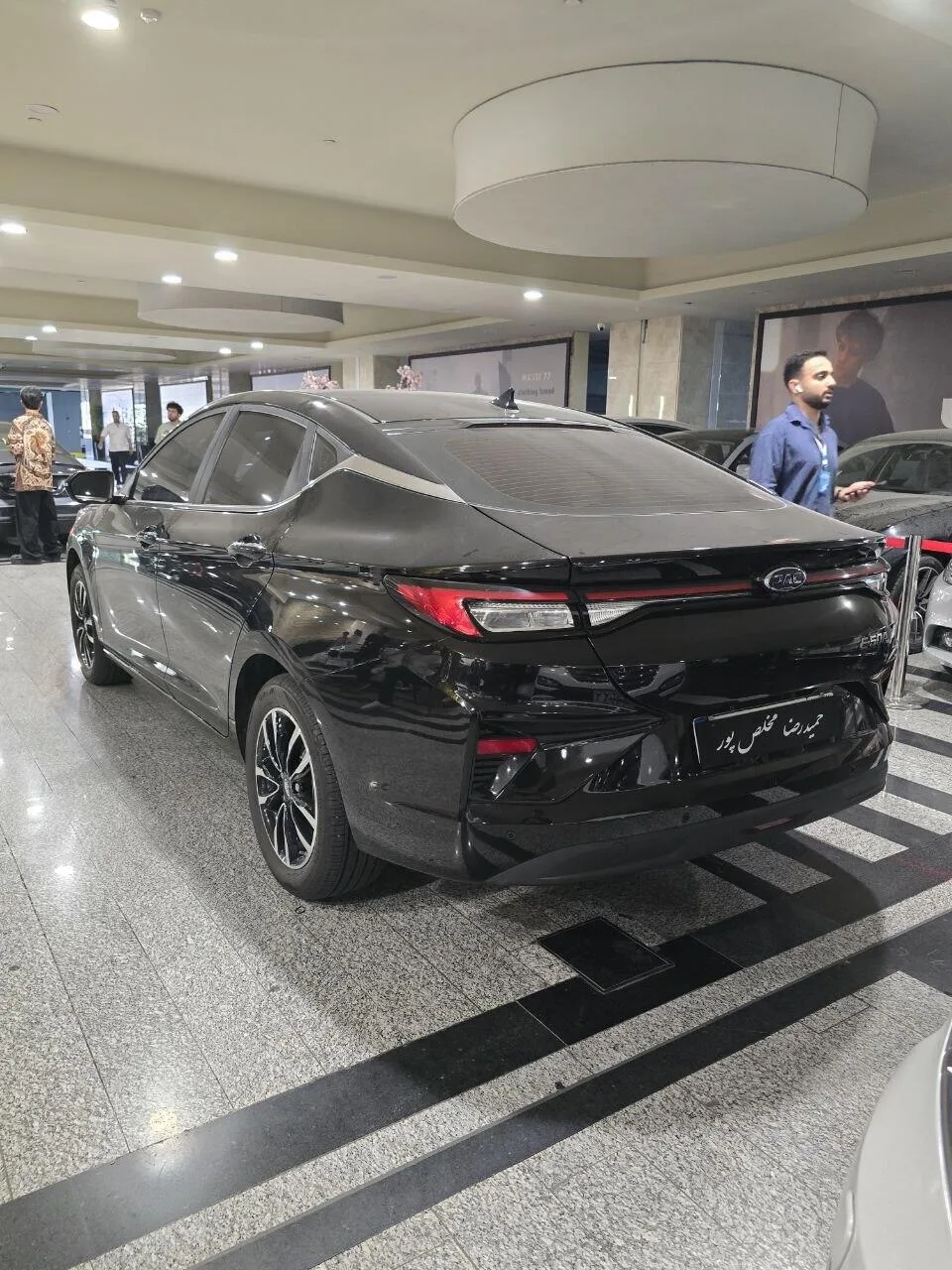 کی ام سی  eJ7 4