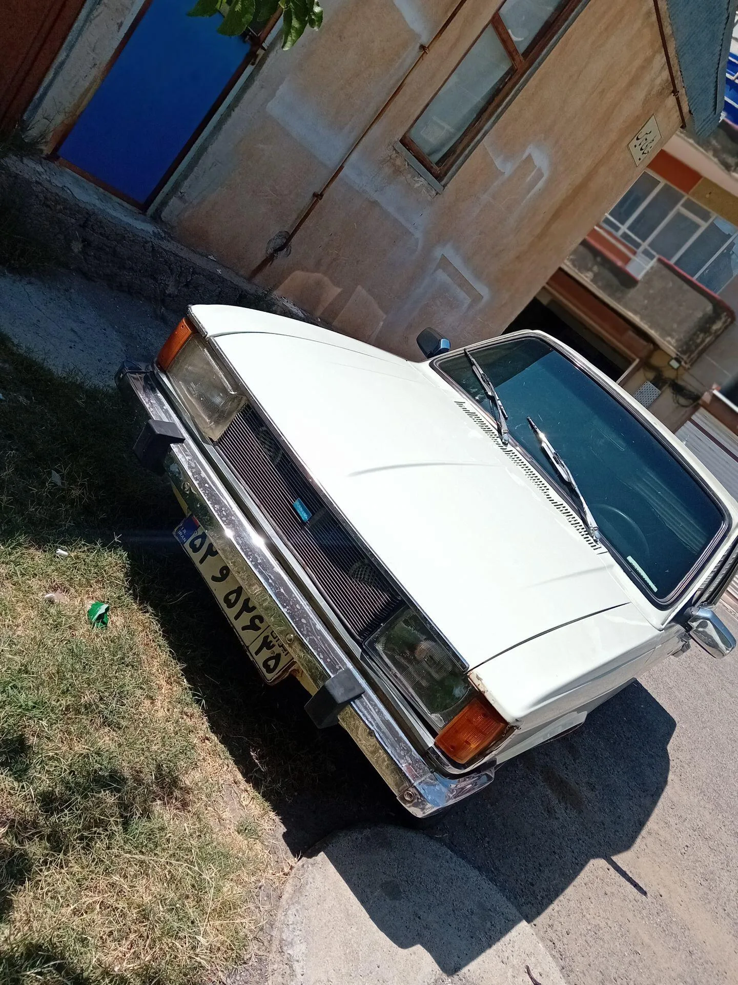 پیکان  سدان 2