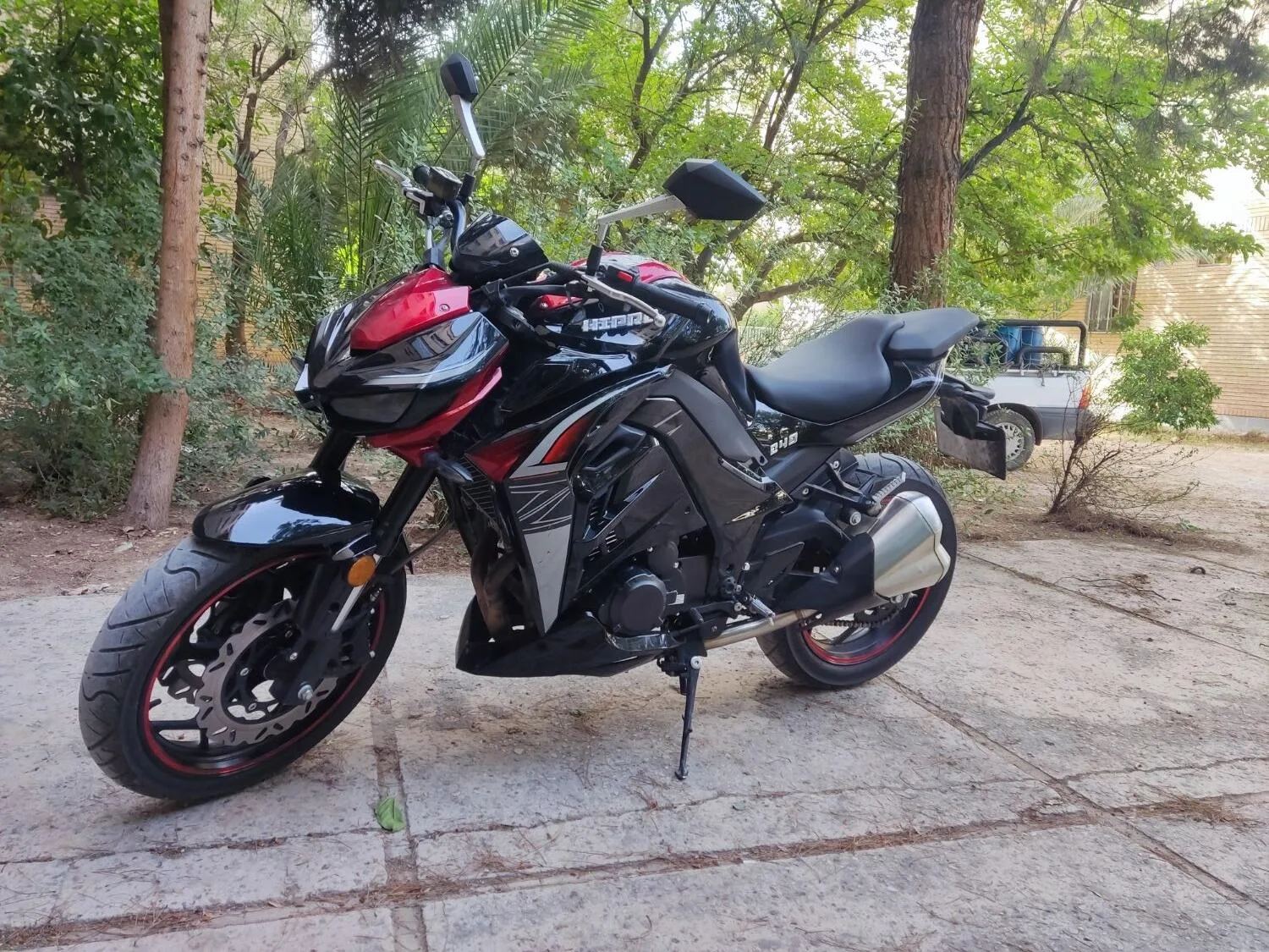 کاوازاکی  Z1000 2