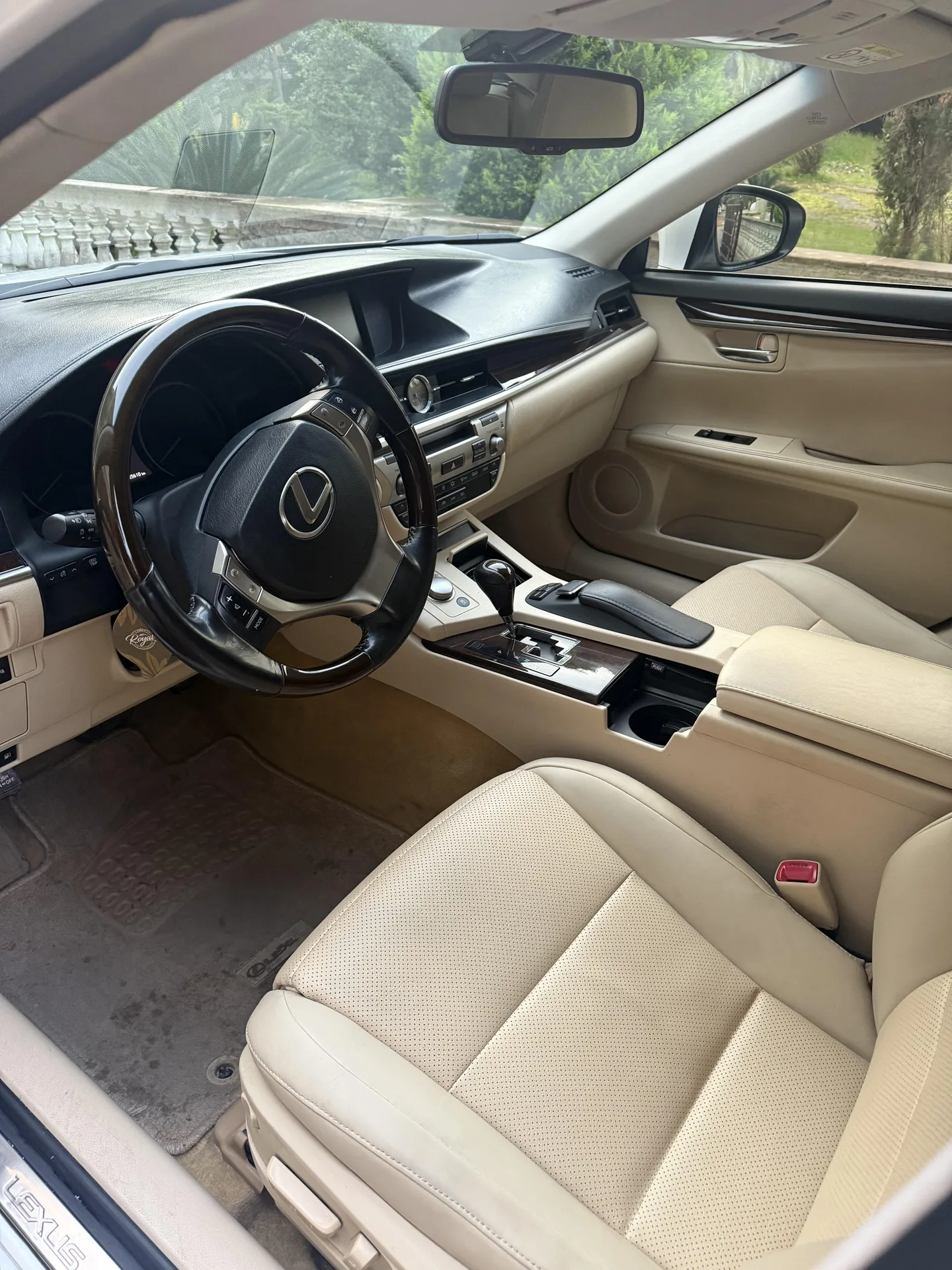 لکسوس  ES 3