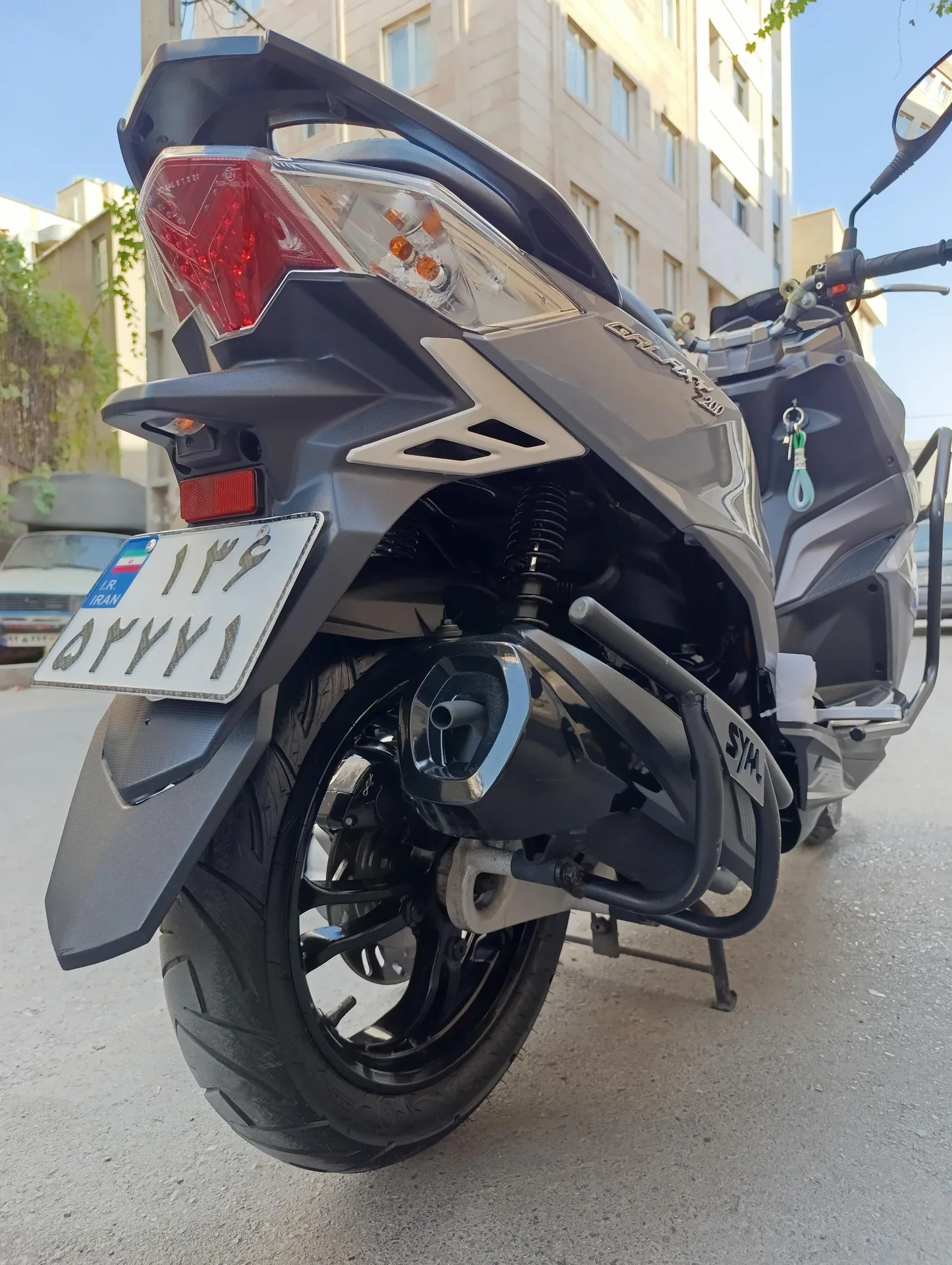 اس وای ام  گلکسی J 200 3