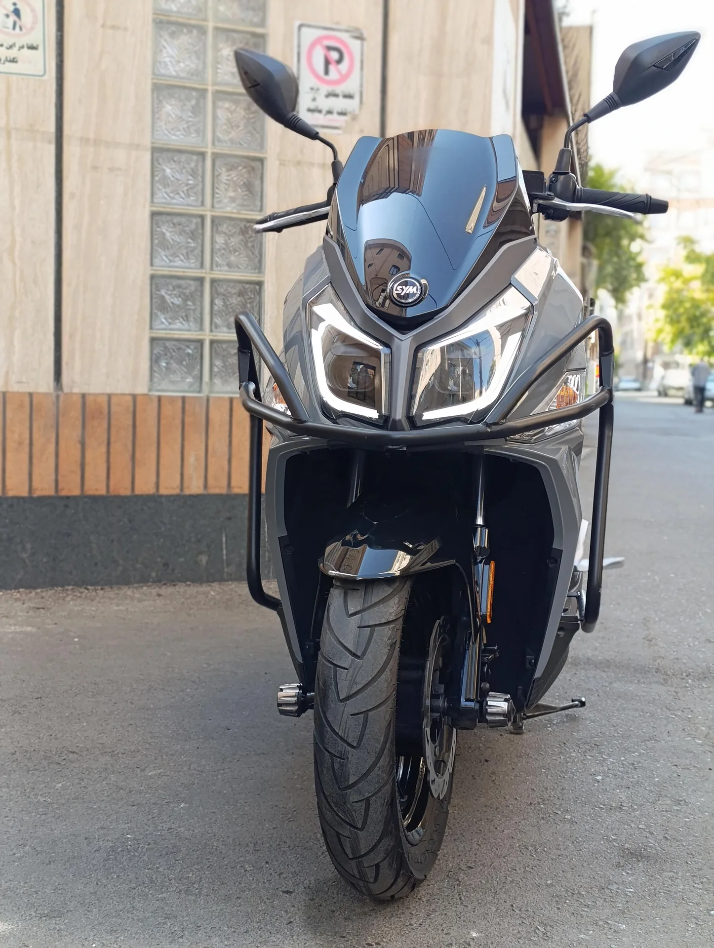 اس وای ام  گلکسی J 200 4