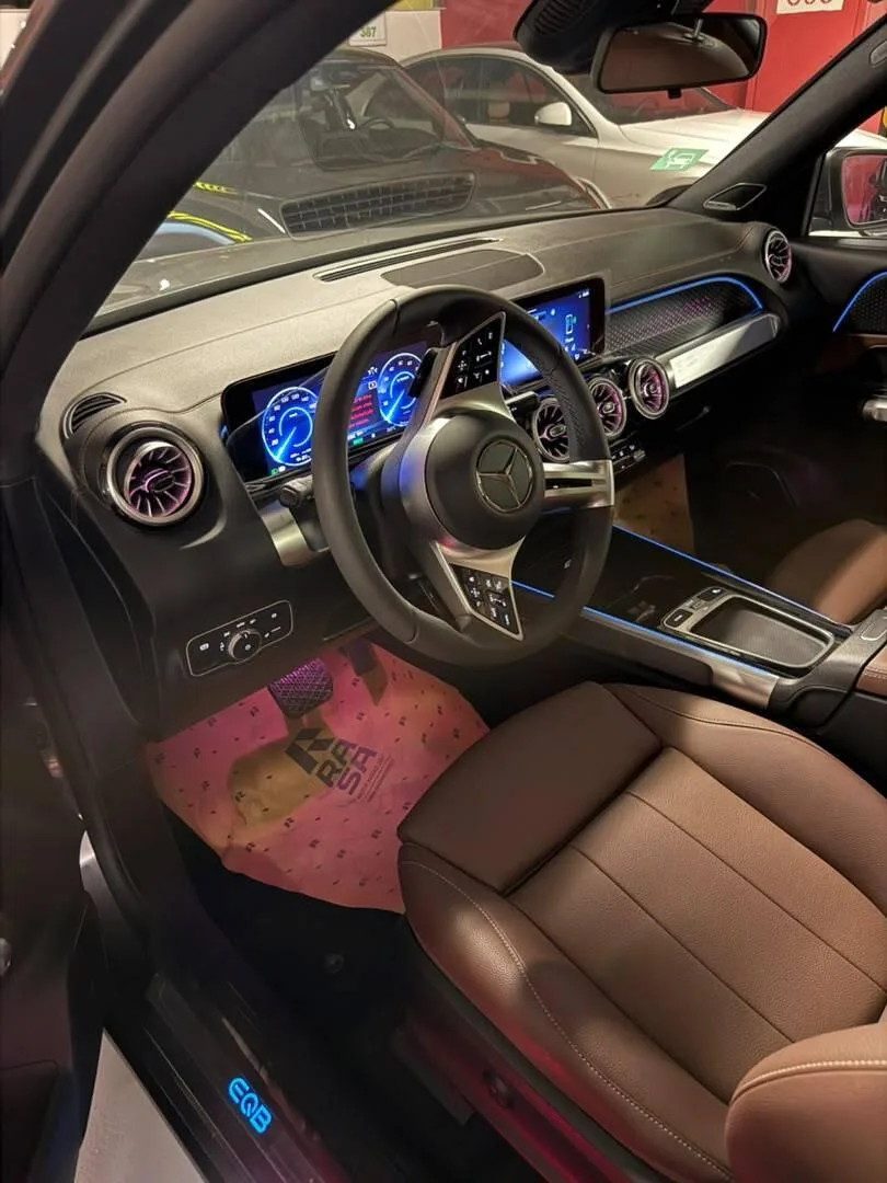بنز  کلاس EQB 5
